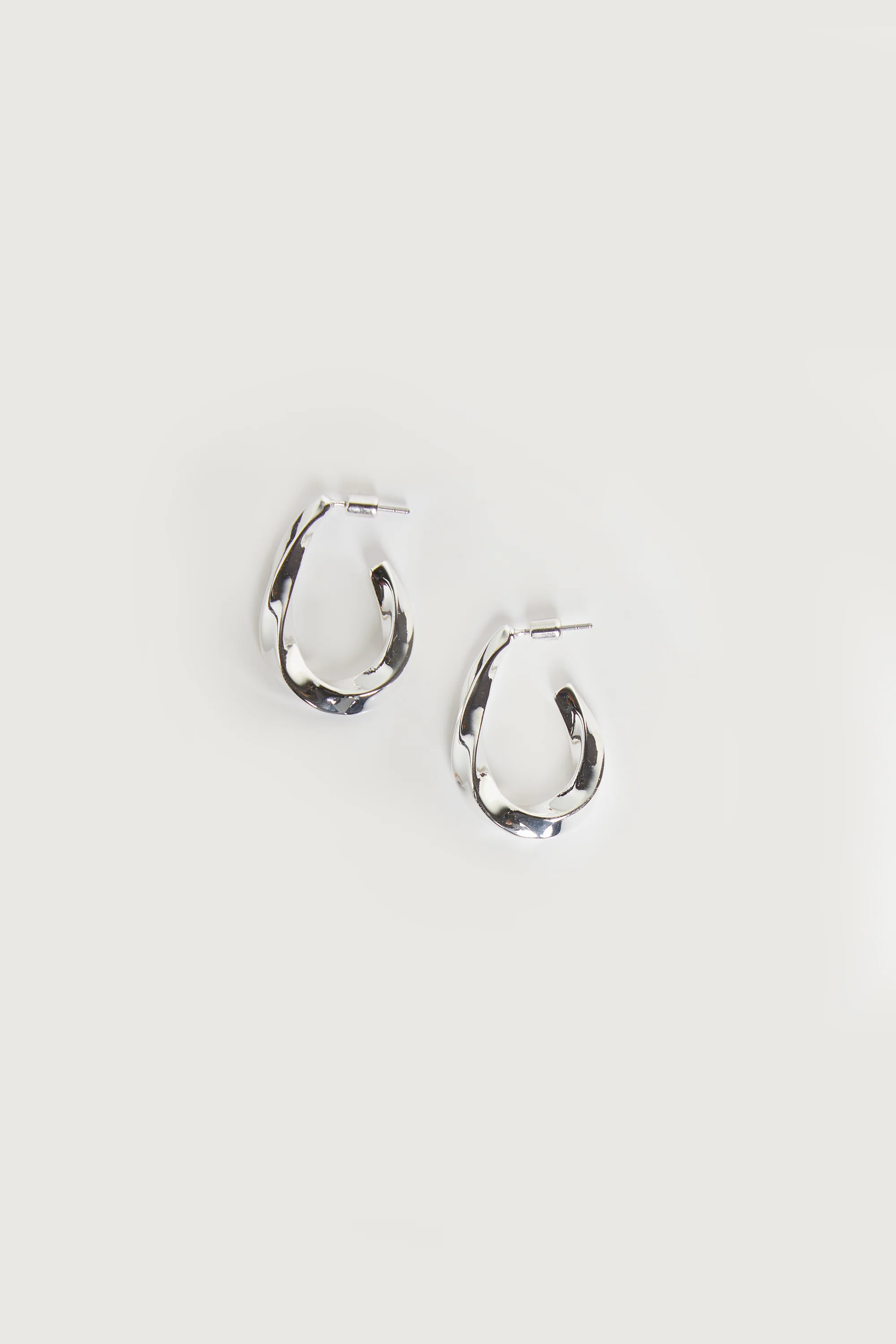 ABSTRACT OPEN HOOP EARRING - Image 5