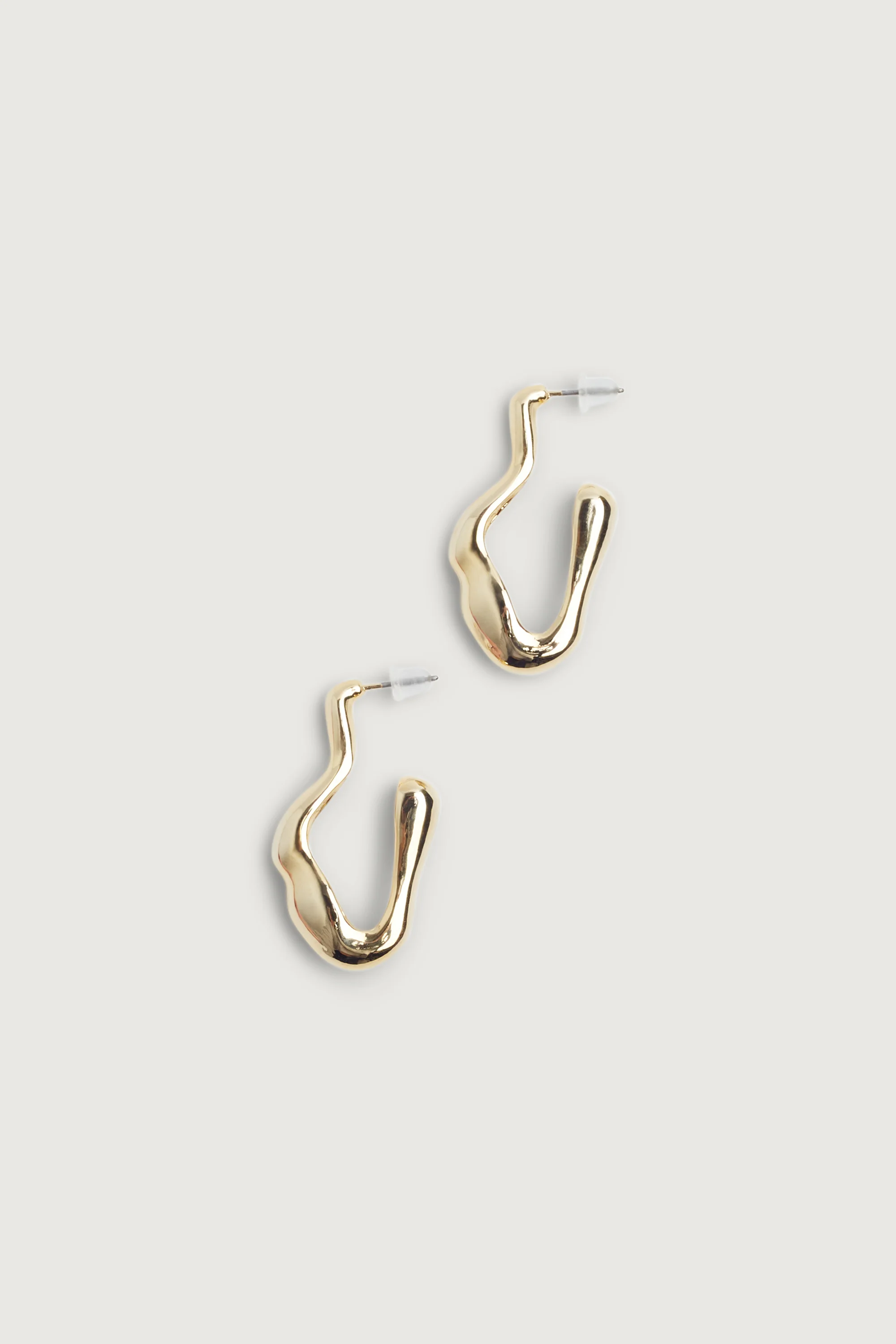 ABSTRACT SQUIGGLE HOOP EARRING - Image 3