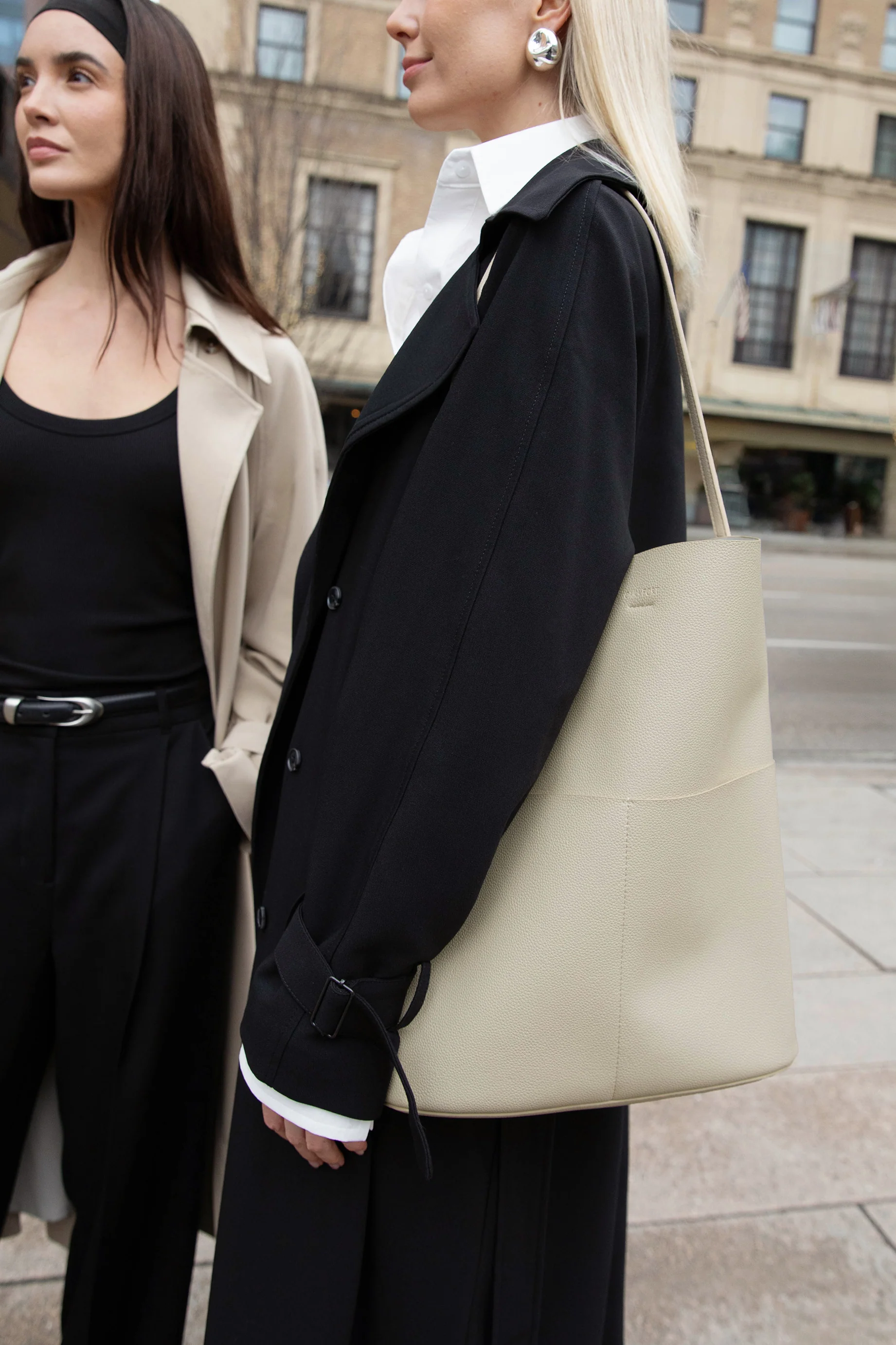 CITY TOTE BAG - Image 4