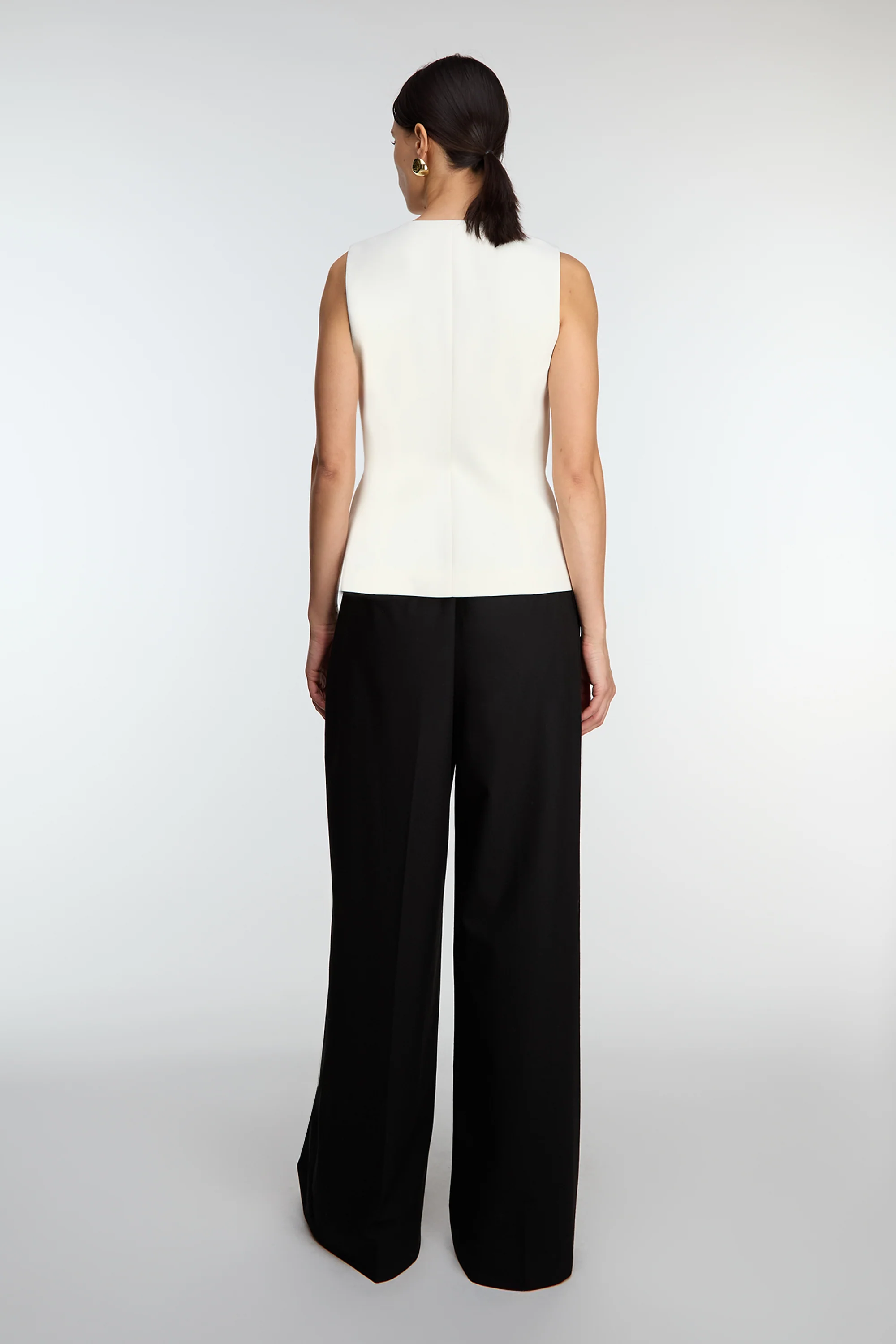 BUTTON FRONT SUITING VEST - Image 10