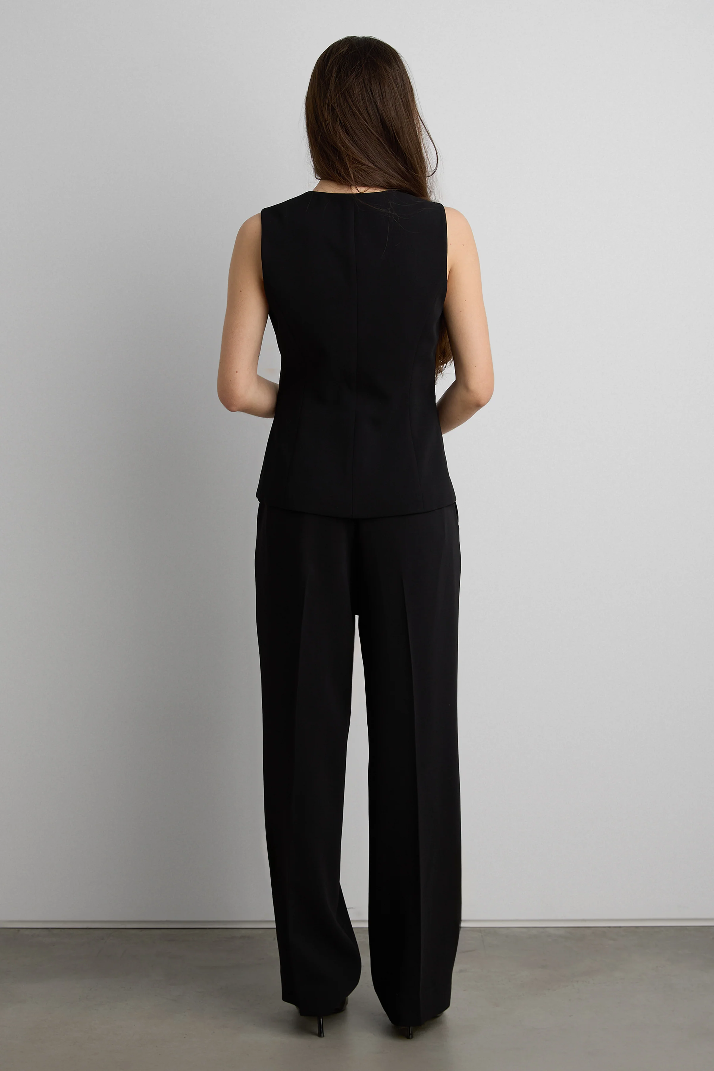 BUTTON FRONT SUITING VEST - Image 4