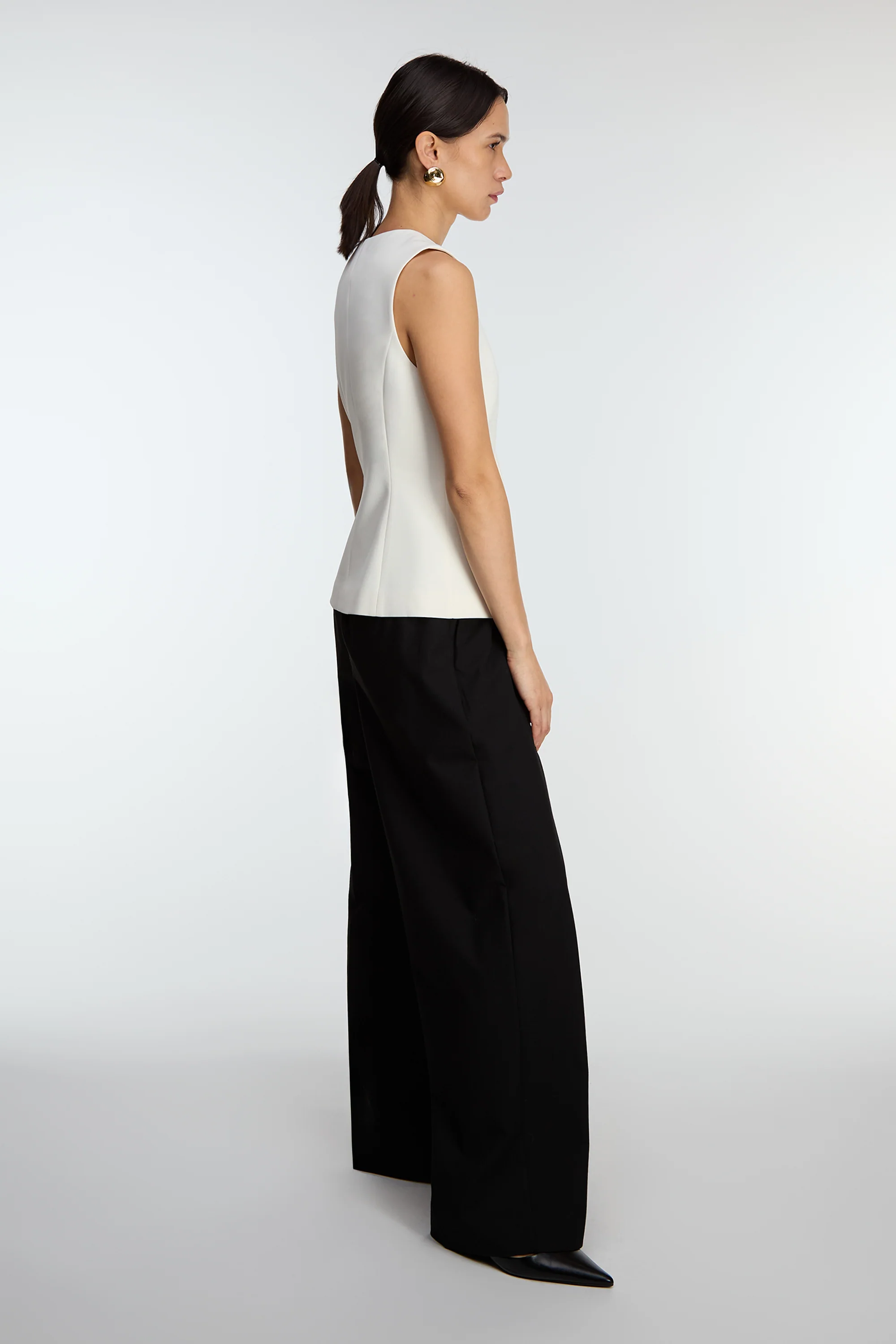 BUTTON FRONT SUITING VEST - Image 7