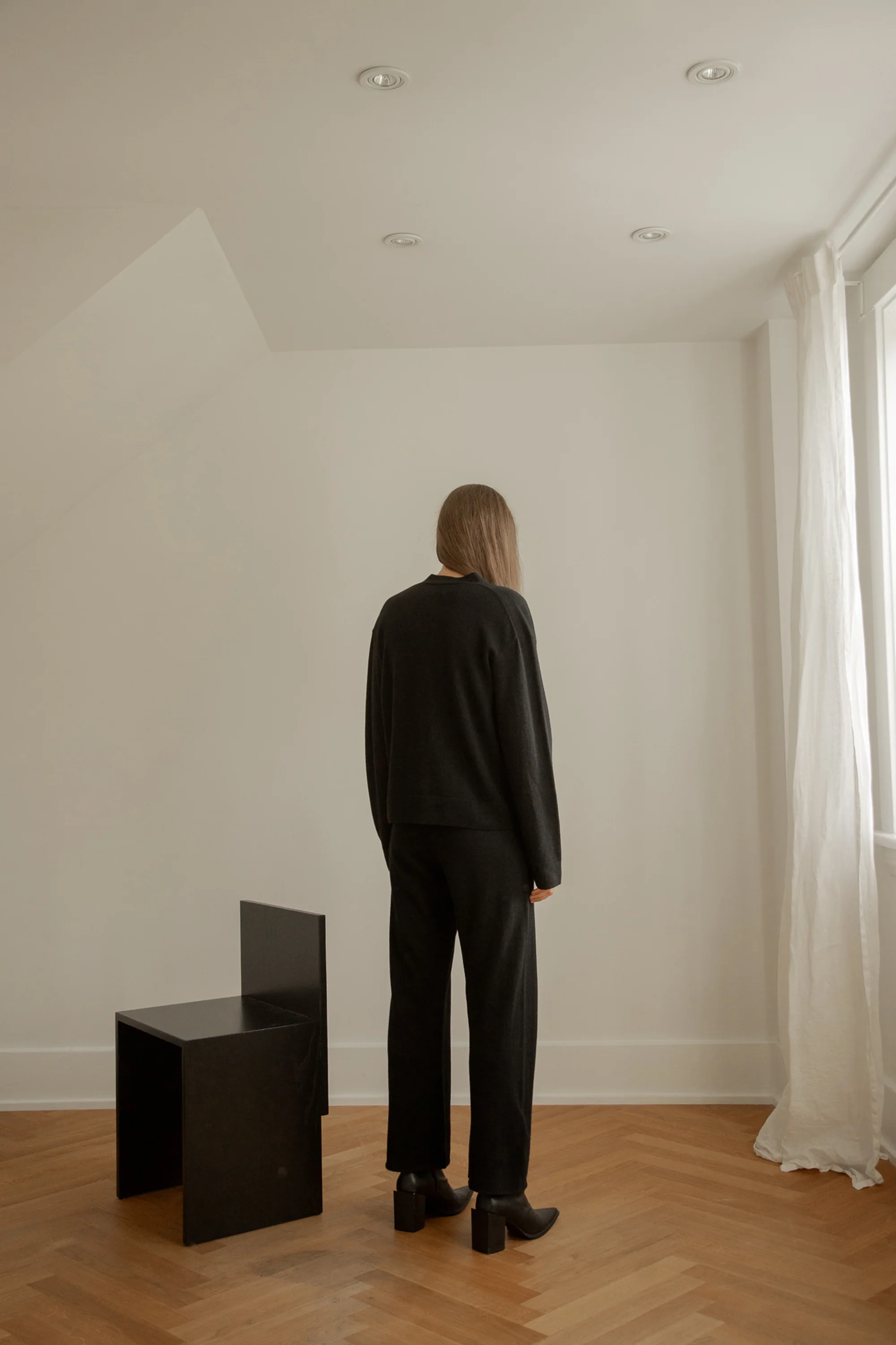 100% CASHMERE CARDIGAN - Image 12