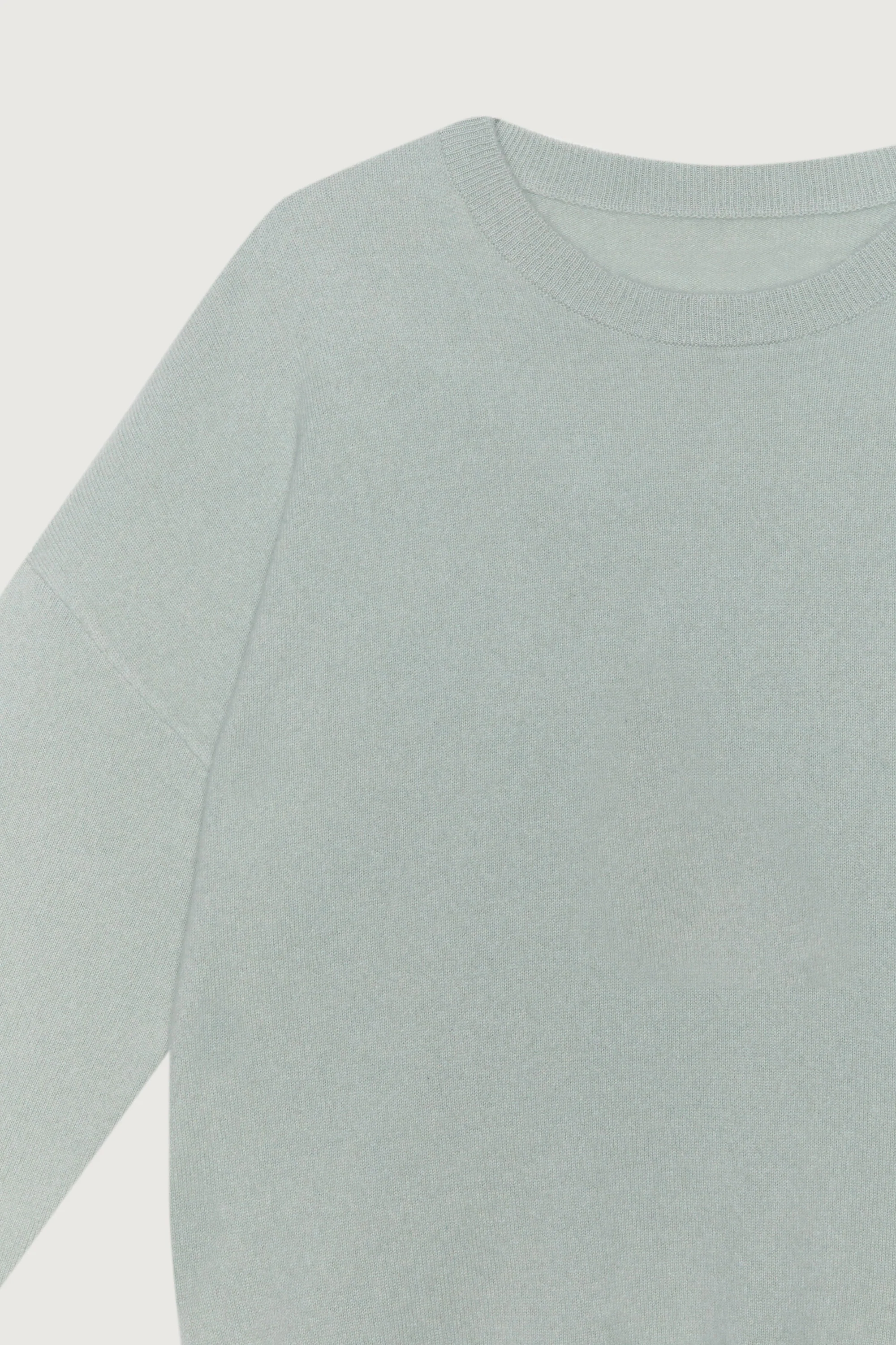 100% CASHMERE CREWNECK SWEATER - Image 4