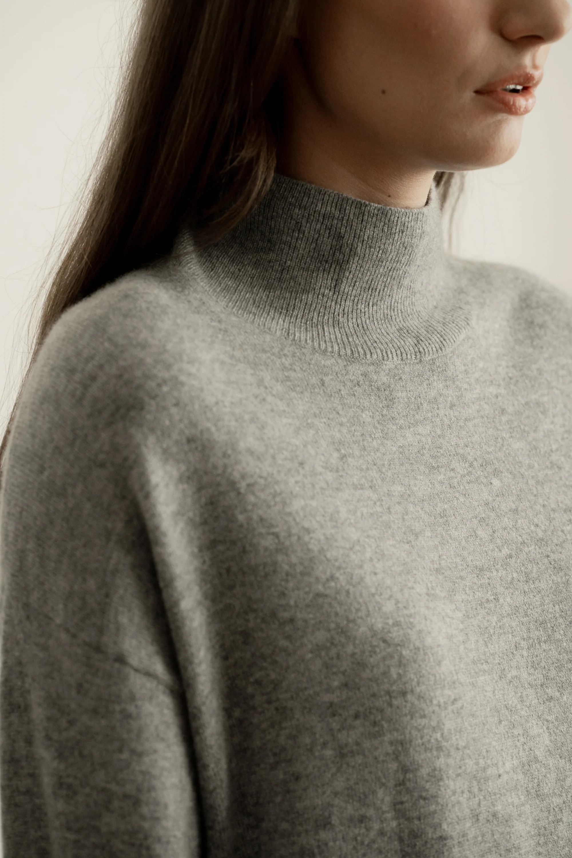 100% CASHMERE TURTLENECK SWEATER - Image 12