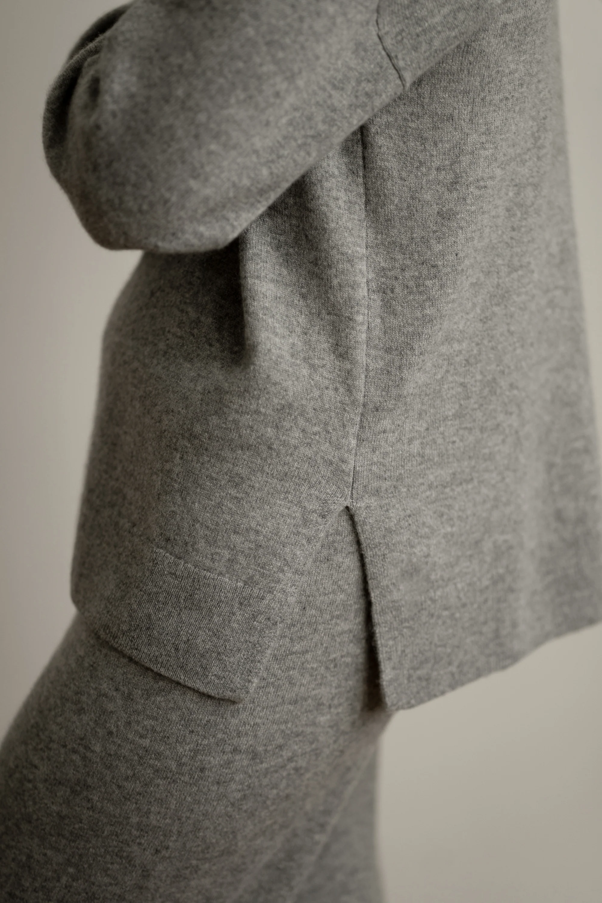 100% CASHMERE TURTLENECK SWEATER - Image 8