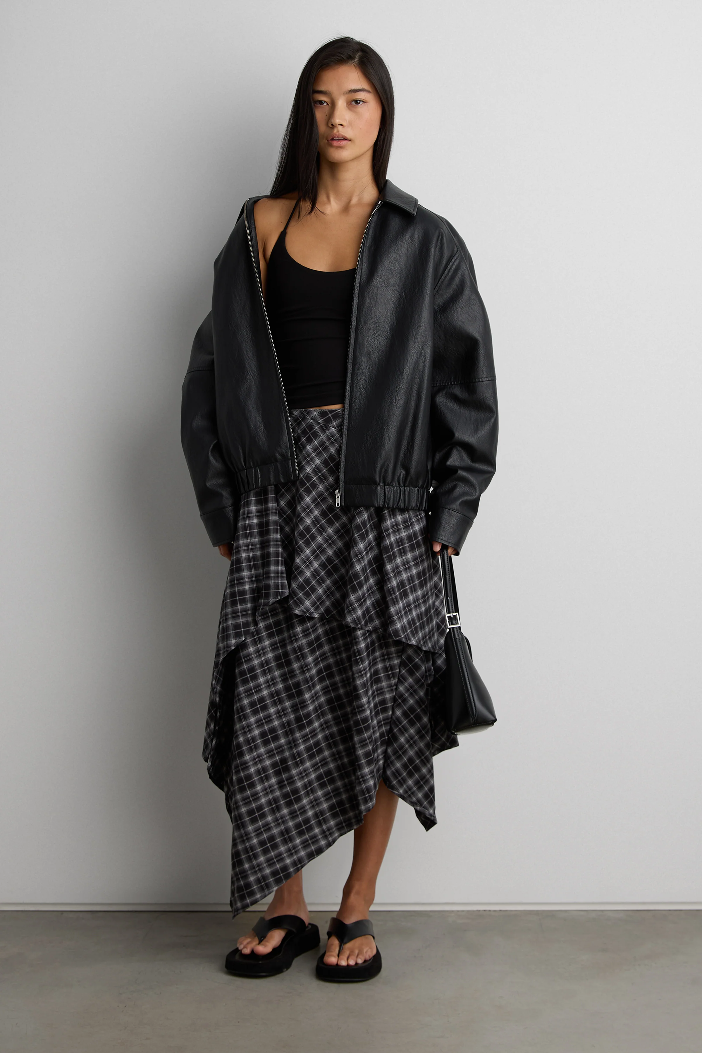 VEGAN LEATHER BOMBER JACKET - Image 6