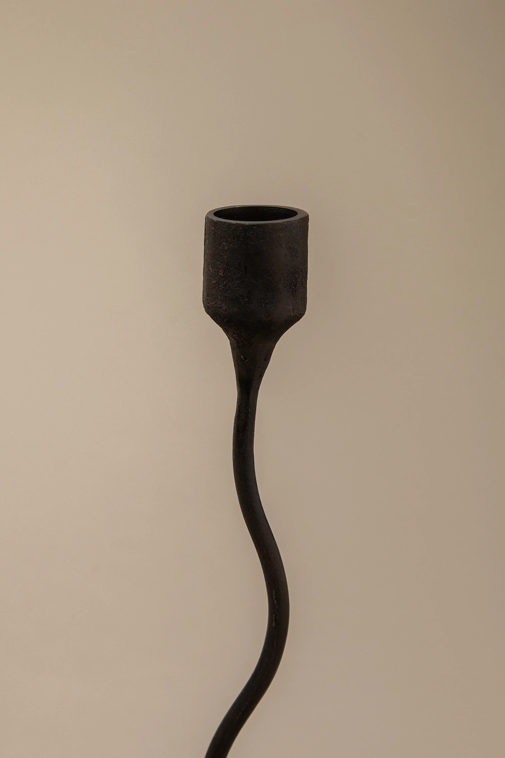 FERRO CANDLE HOLDER - Image 3
