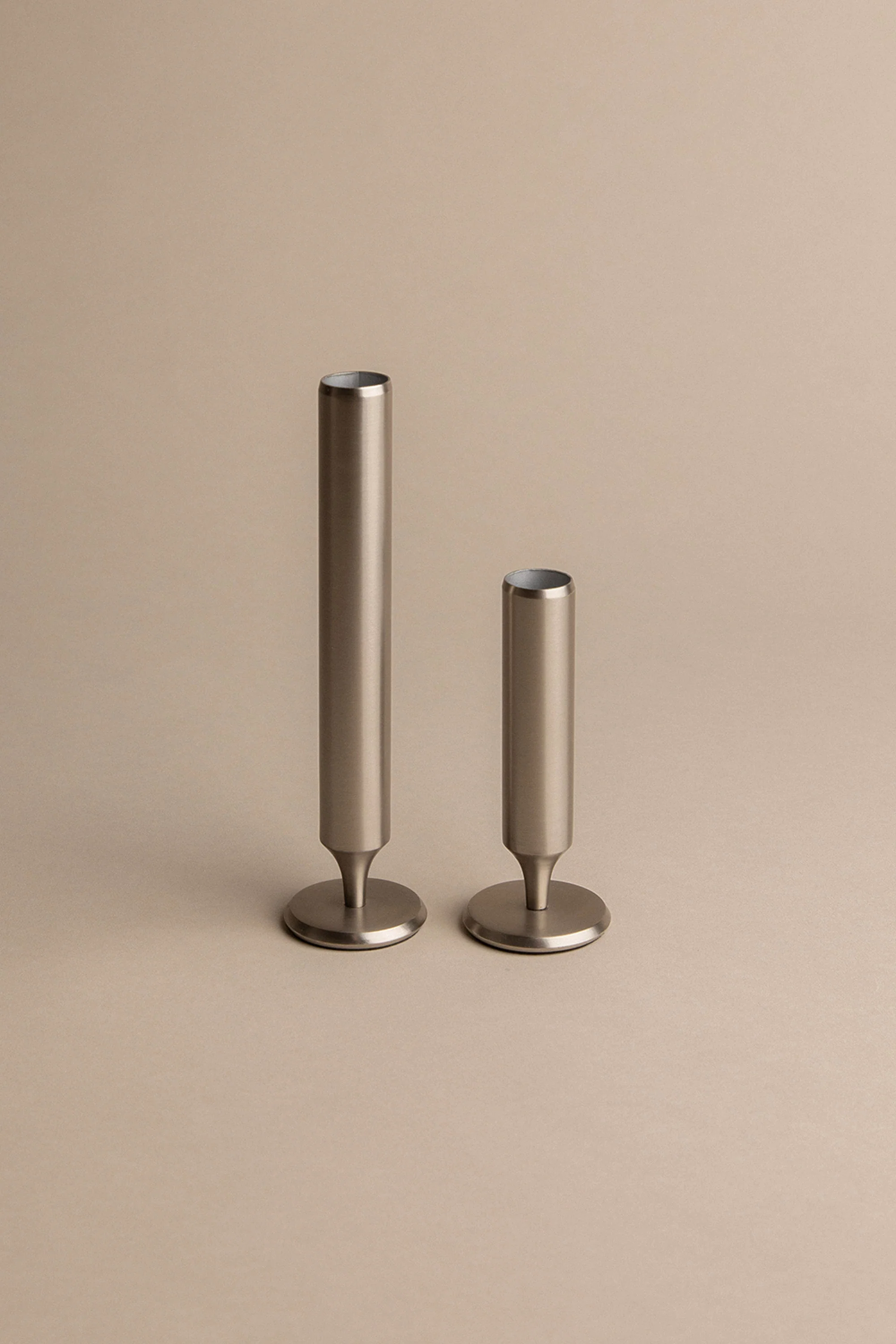 LARGE PILIER TAPER CANDLE HOLDER - Image 5