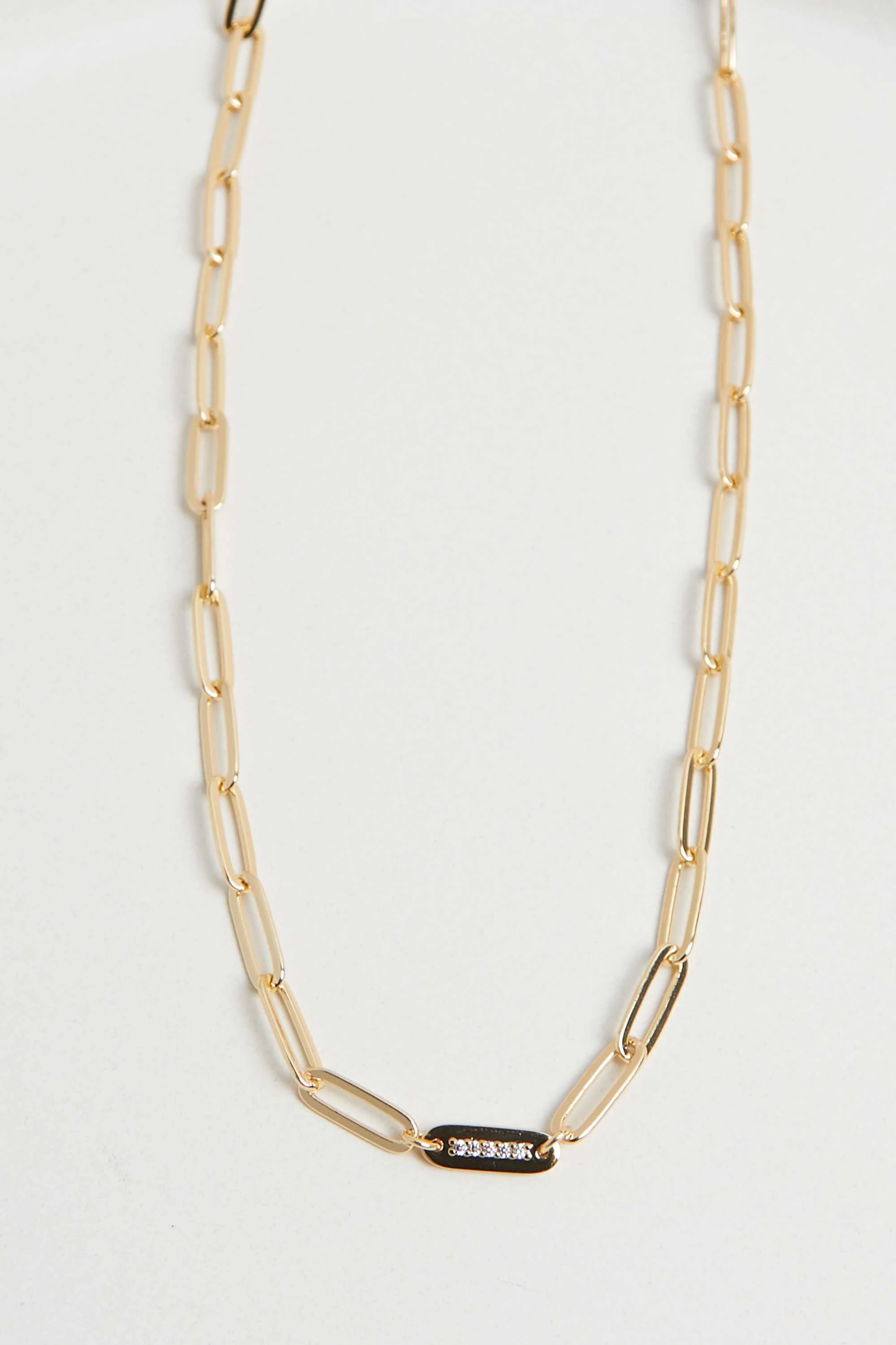 LINK CHAIN NECKLACE WITH PENDANT - Image 3