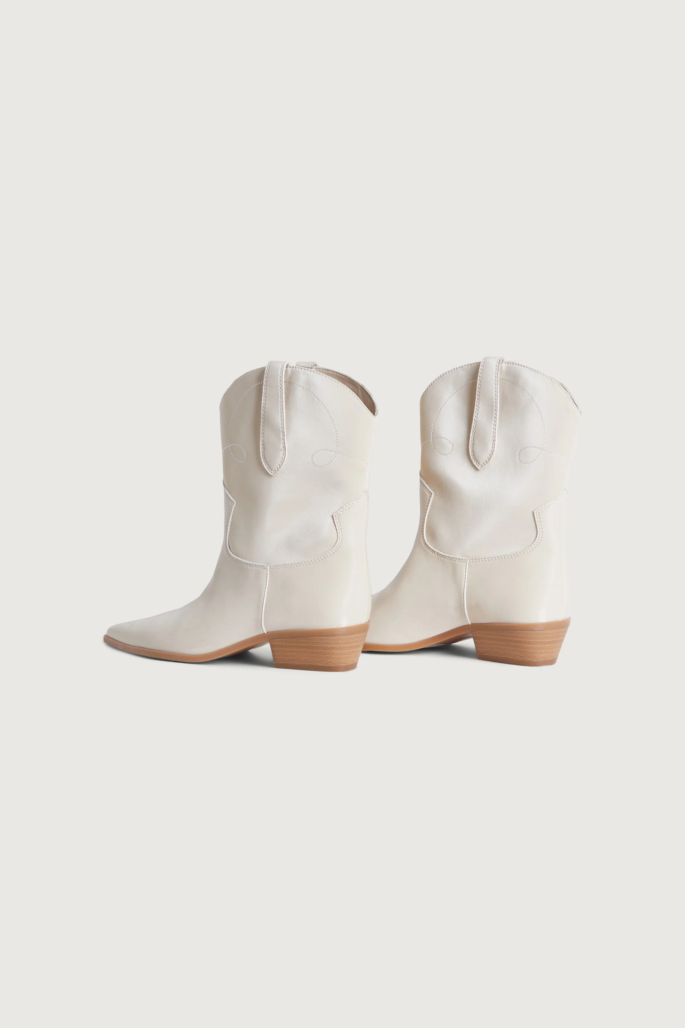 LOW HEEL COWBOY BOOT - Image 5