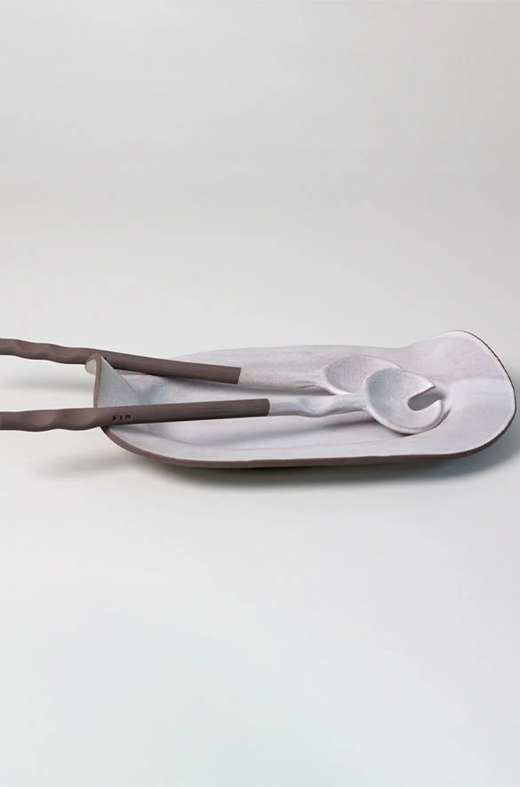 MANTA OVAL PLATTER BY SIN - Image 3