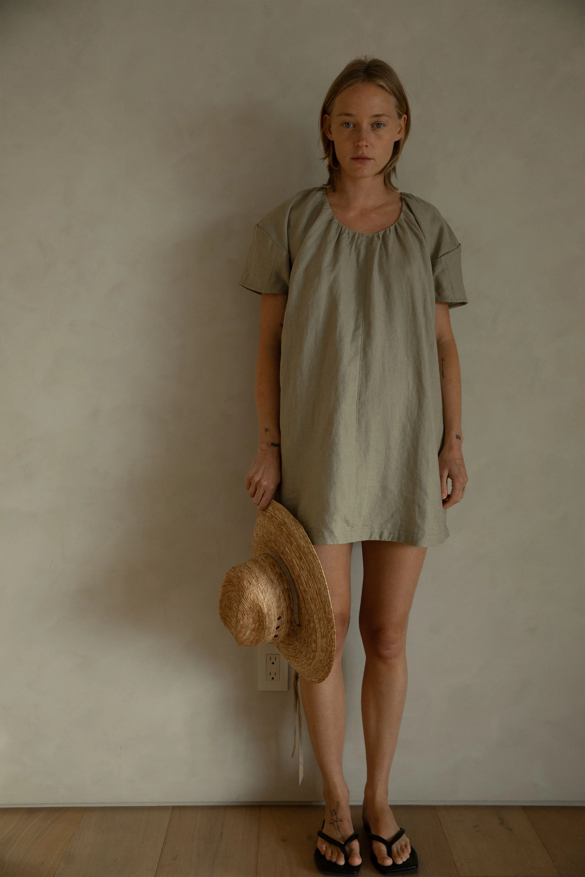 100% LINEN BOXY MINI DRESS - Image 10
