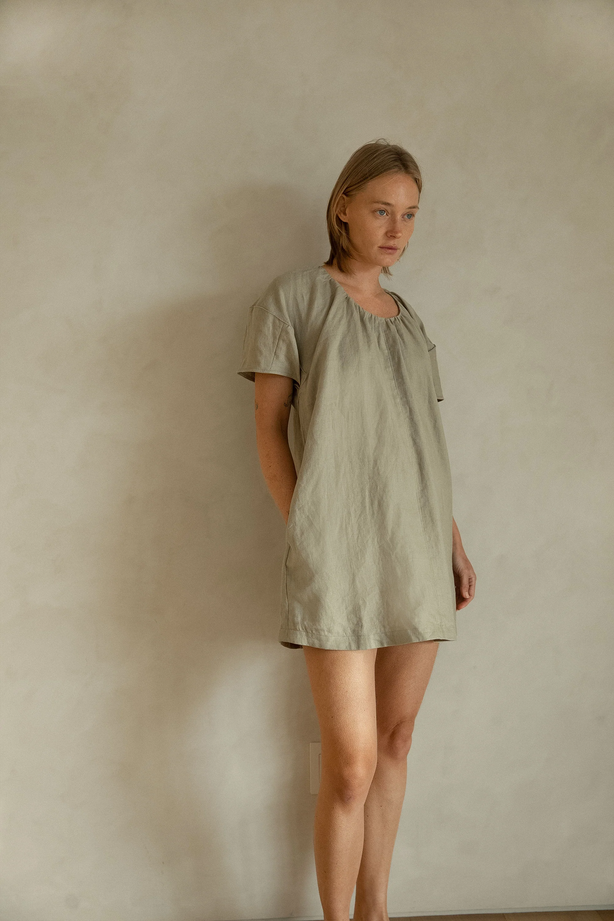 100% LINEN BOXY MINI DRESS - Image 5
