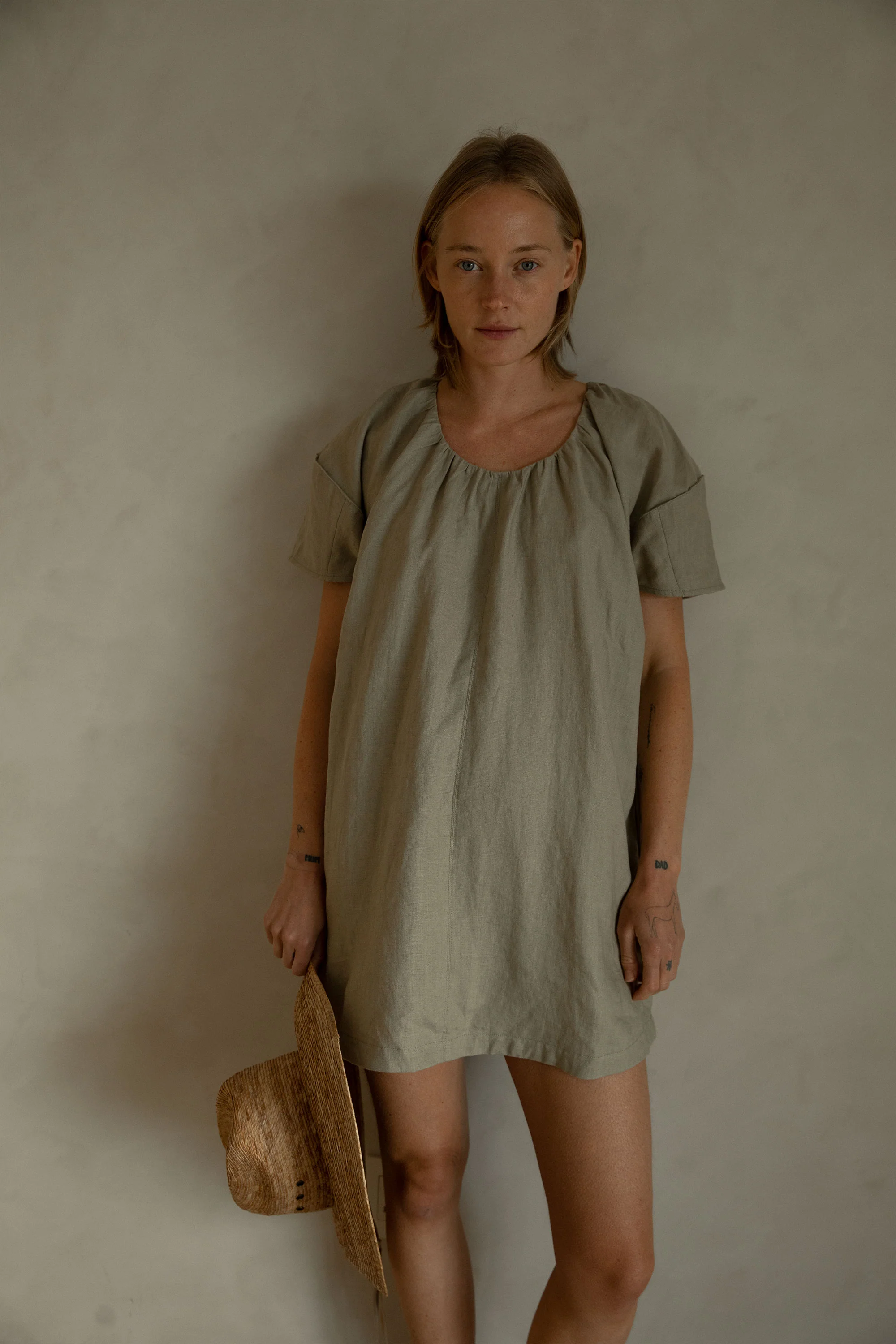 100% LINEN BOXY MINI DRESS - Image 8