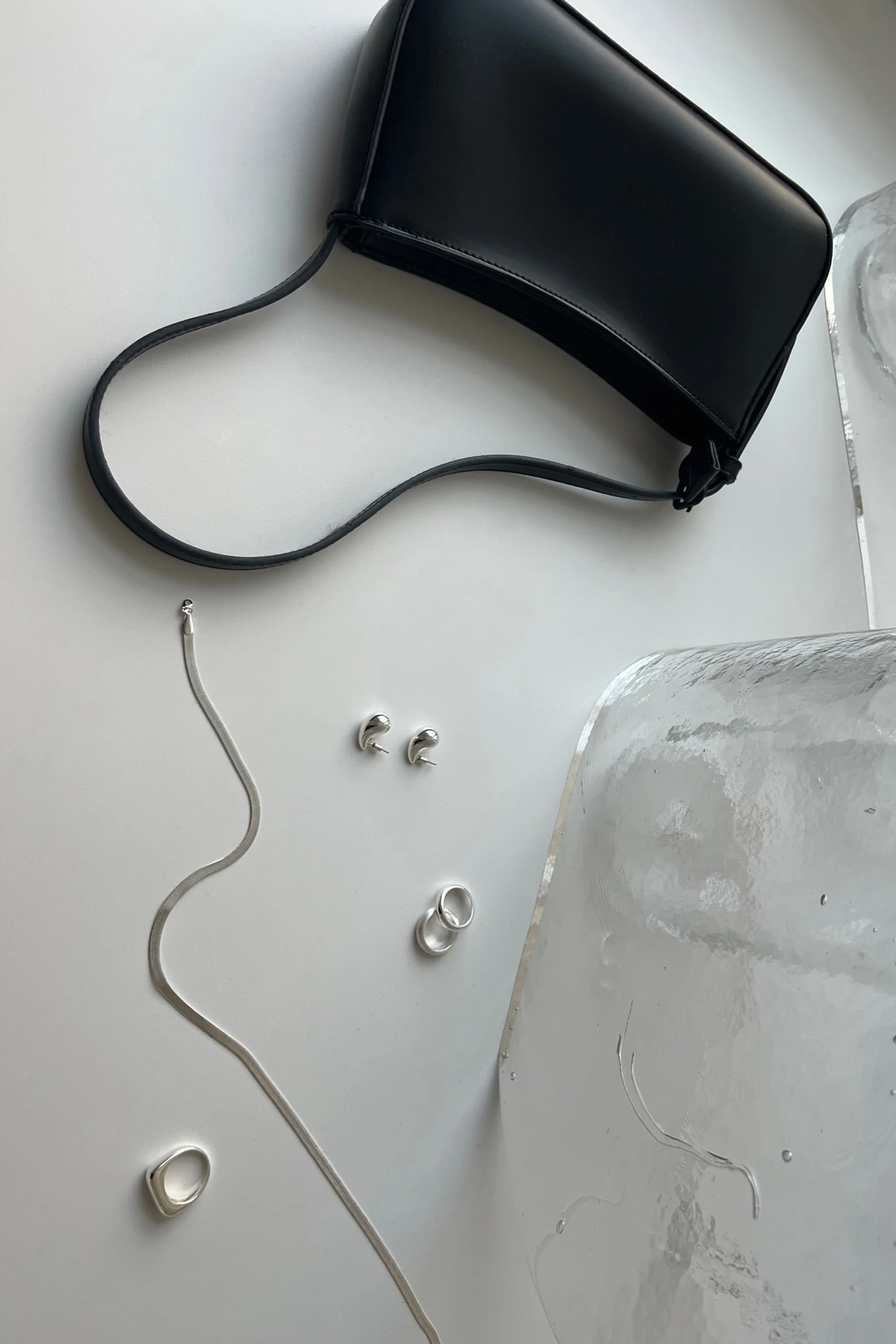 MINIMAL SHOULDER BAG - Image 10