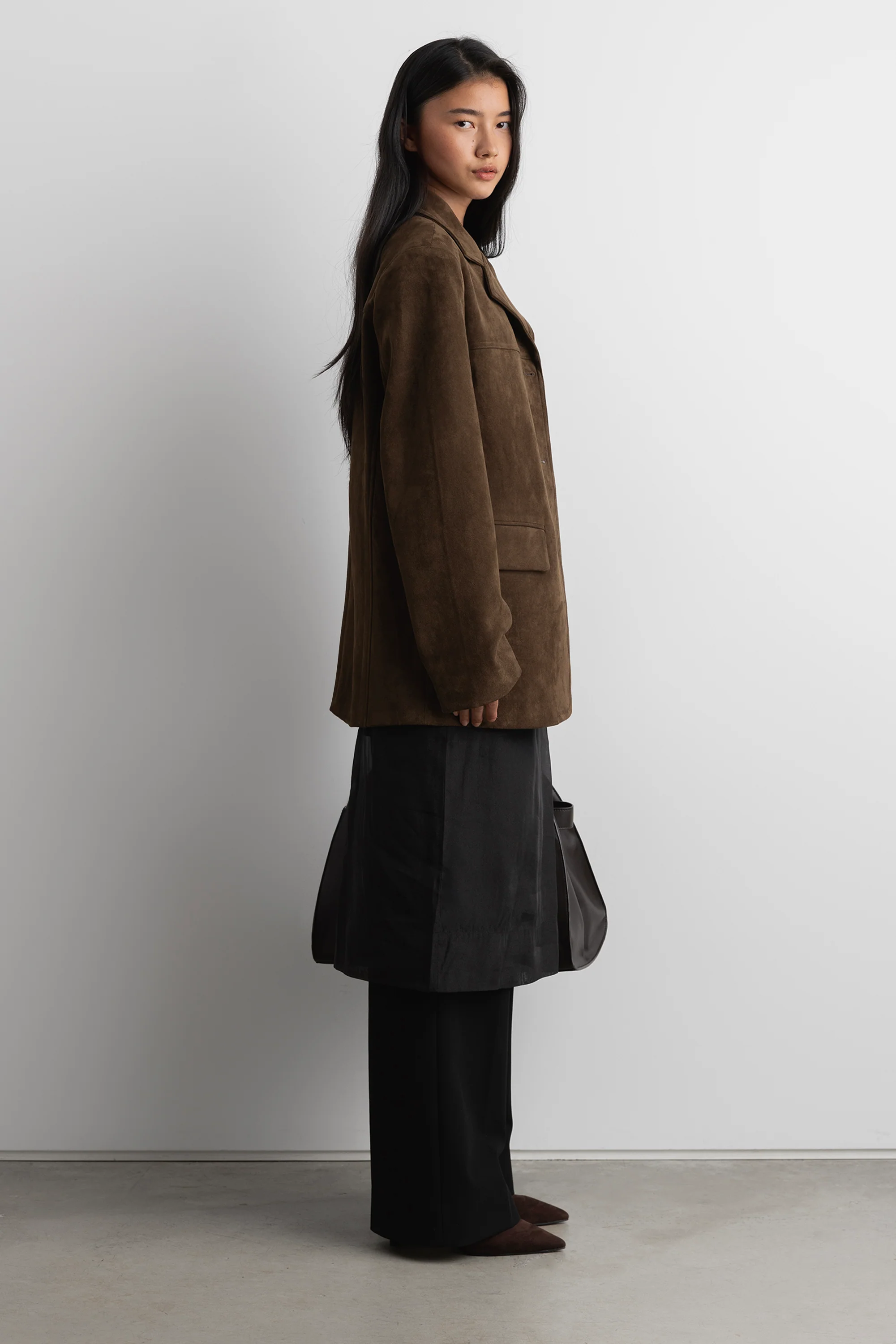 OVERSIZED VEGAN SUEDE BLAZER - Image 3