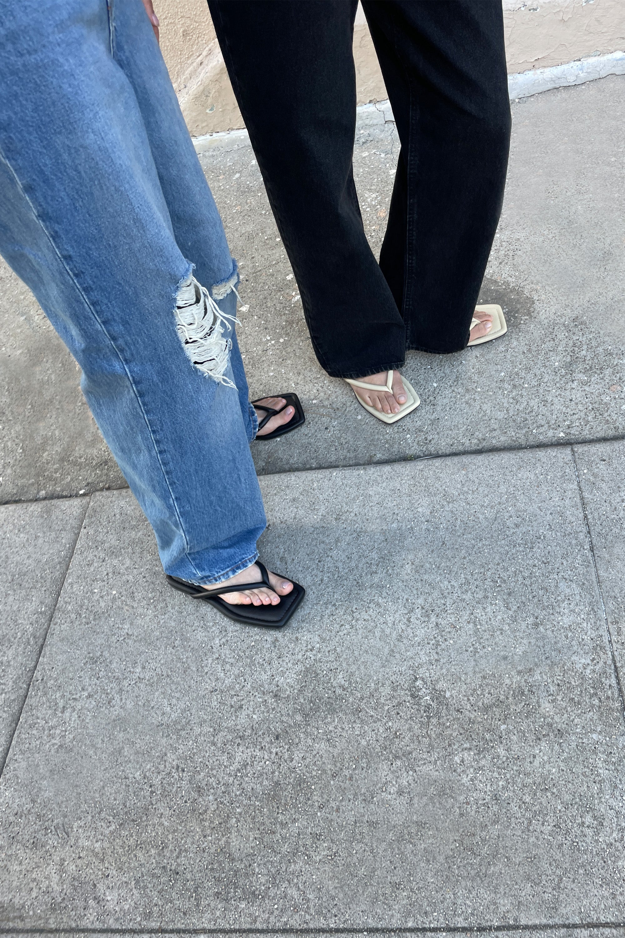 PADDED FLIP FLOP - Image 11