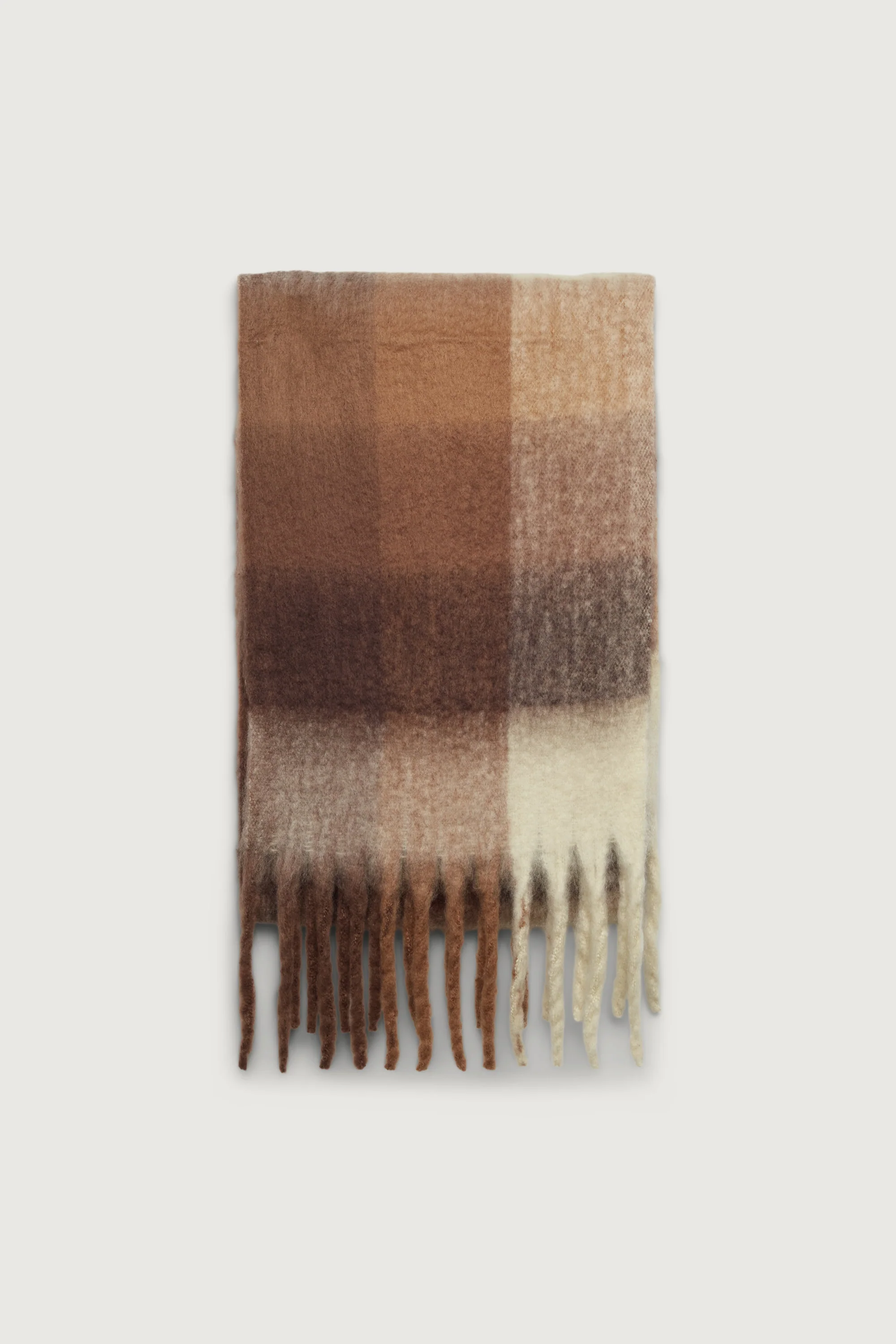 PATTERNED SCARF WITH TASSELS - Image 3