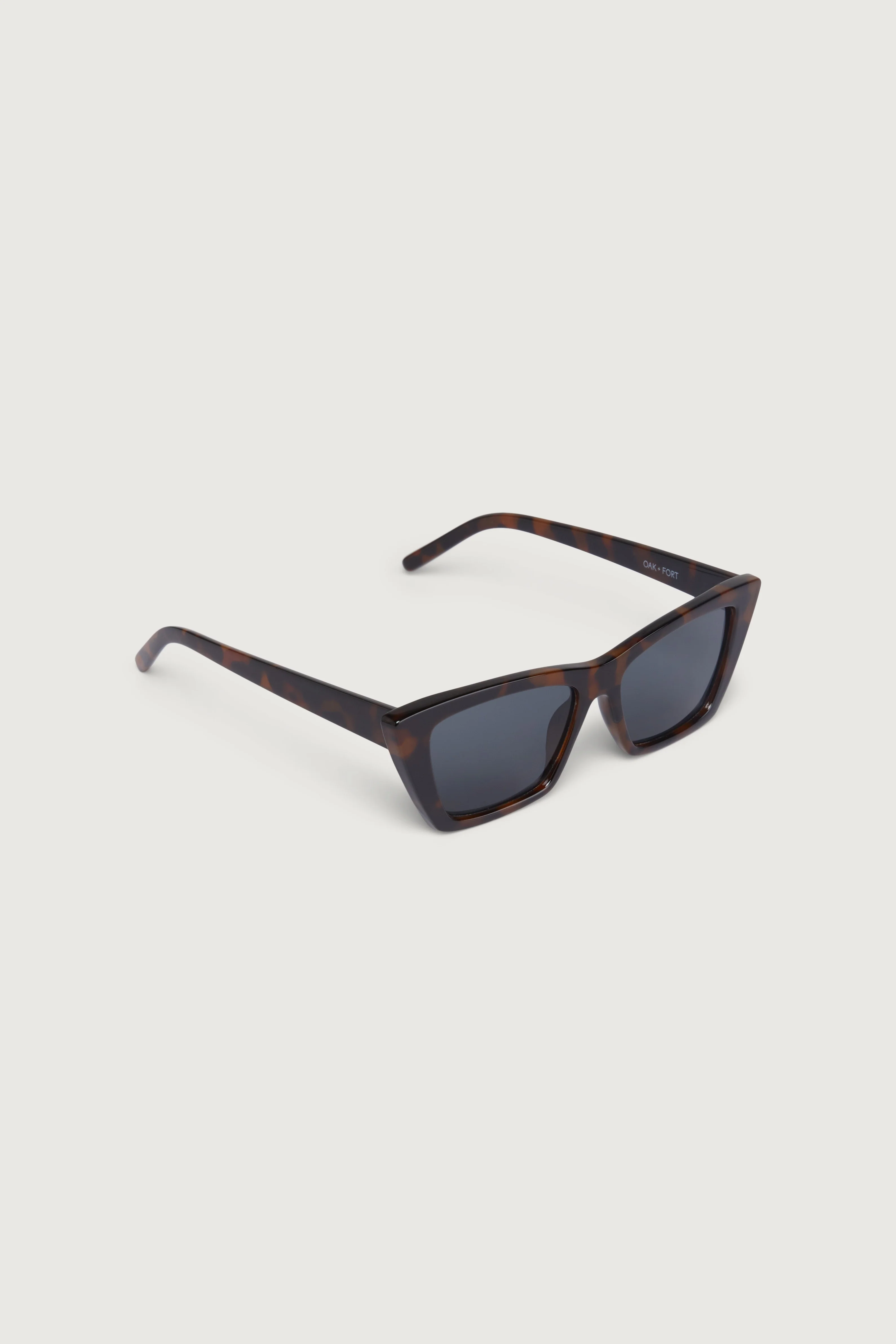 POINTED EDGE SUNGLASSES - Image 12