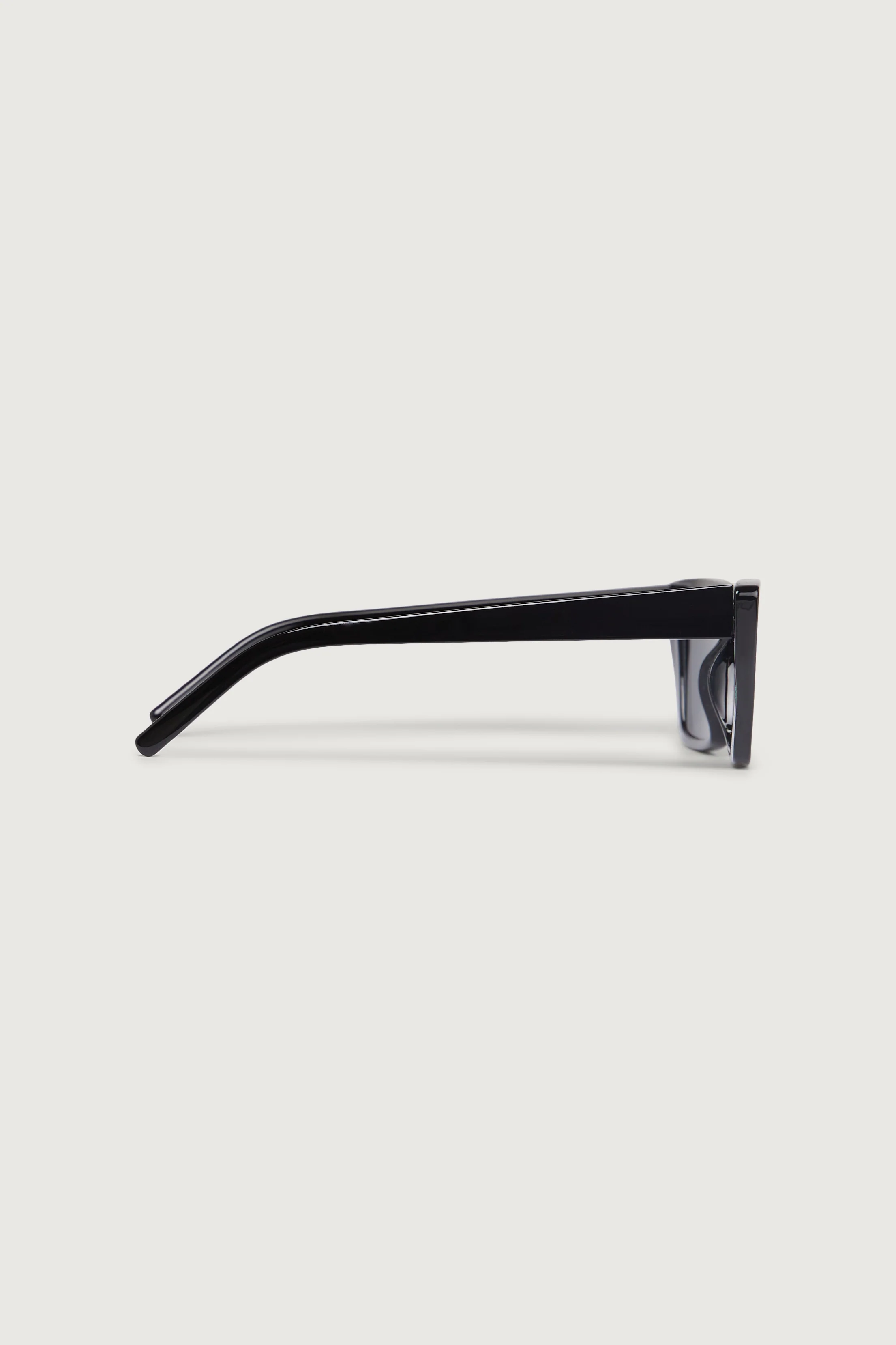 POINTED EDGE SUNGLASSES - Image 5