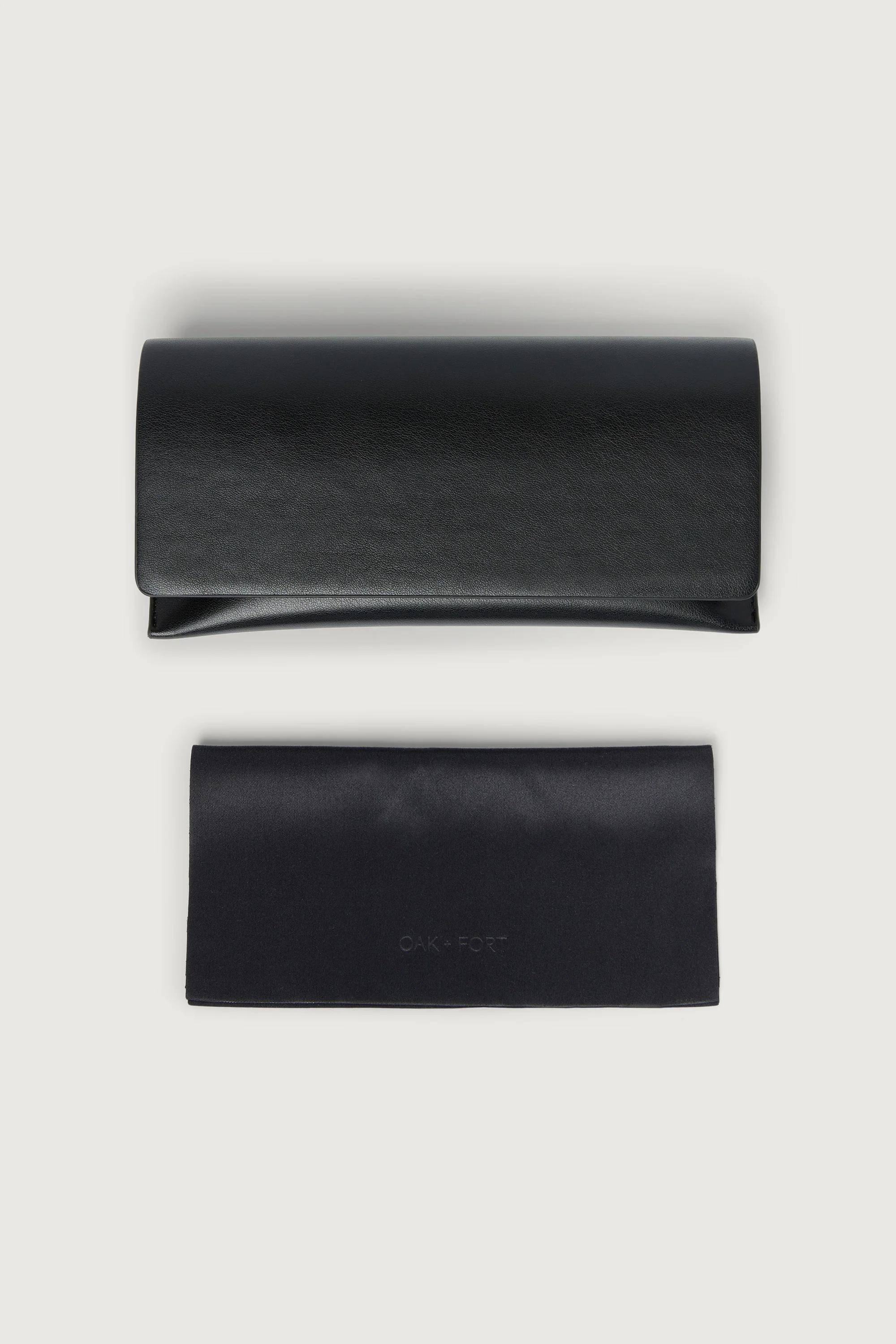 POINTED EDGE SUNGLASSES - Image 8