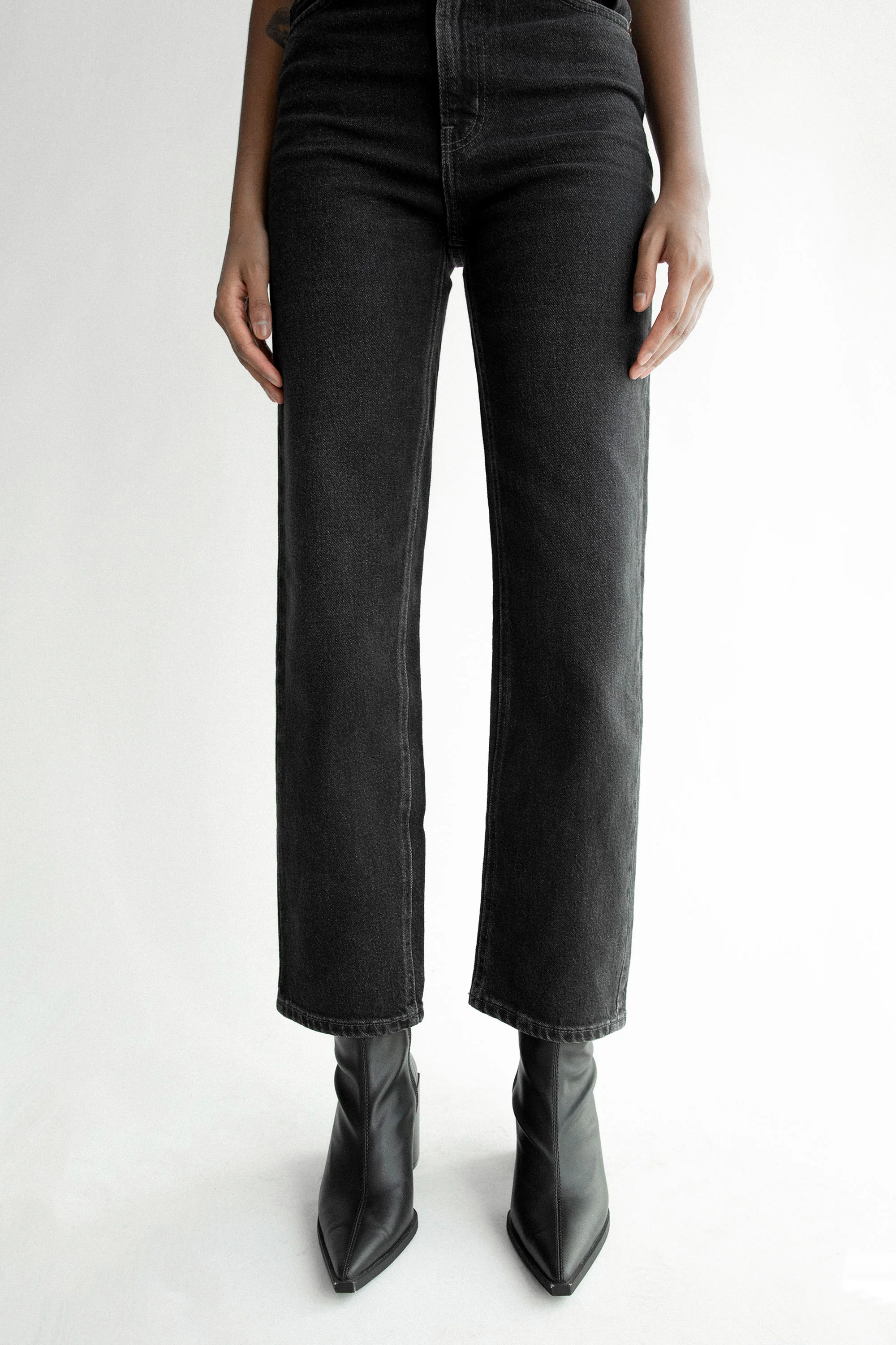 POINTED TOE ANKLE BOOT - Image 8