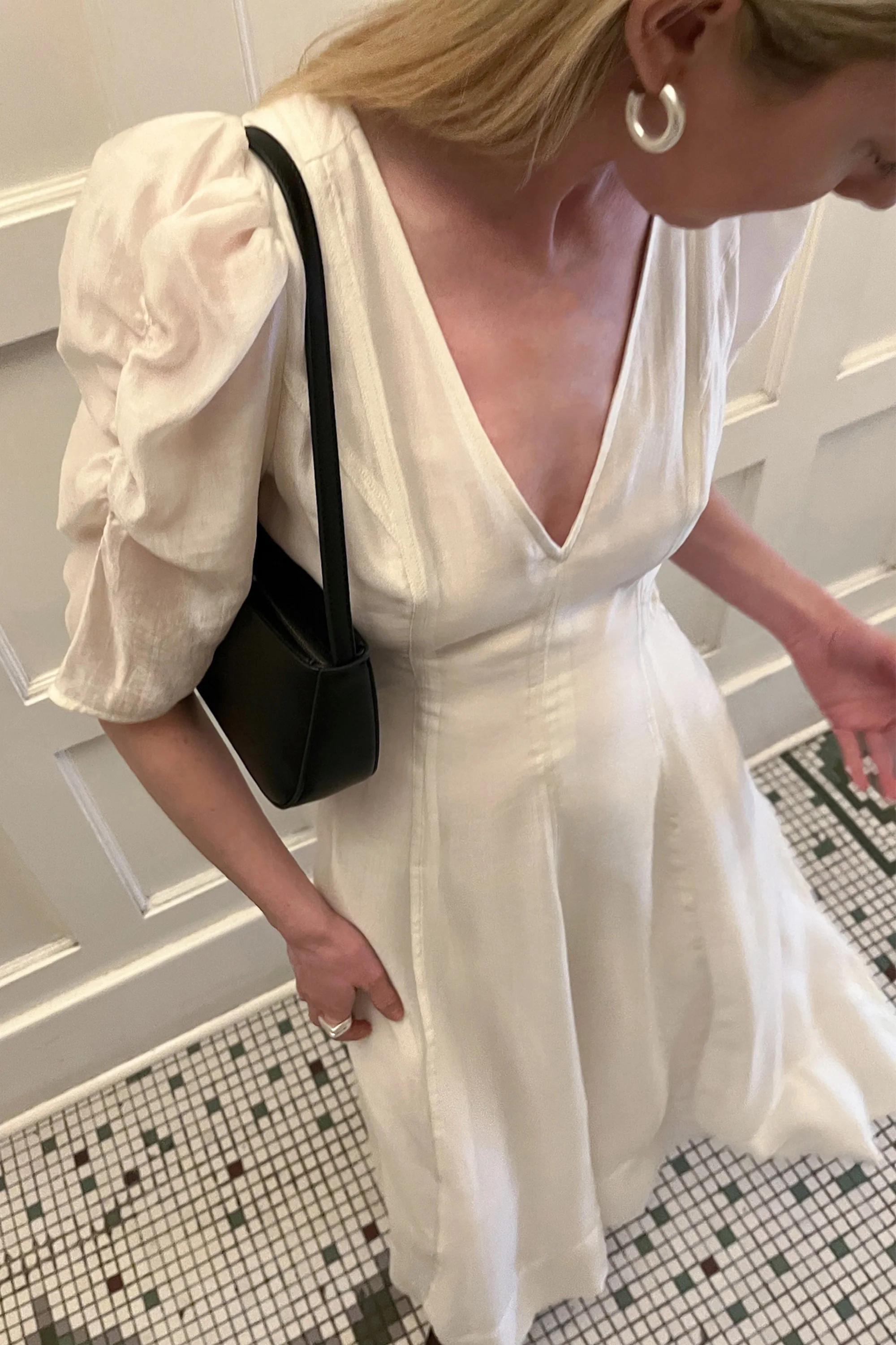 V-NECK PUFF SLEEVE MAXI DRESS - Image 5