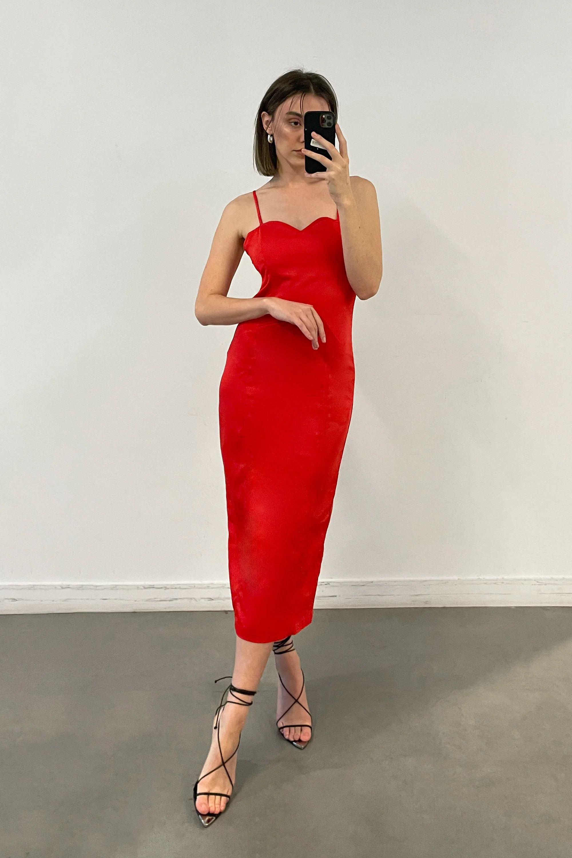 SATIN SWEETHEART MIDI DRESS - Image 3