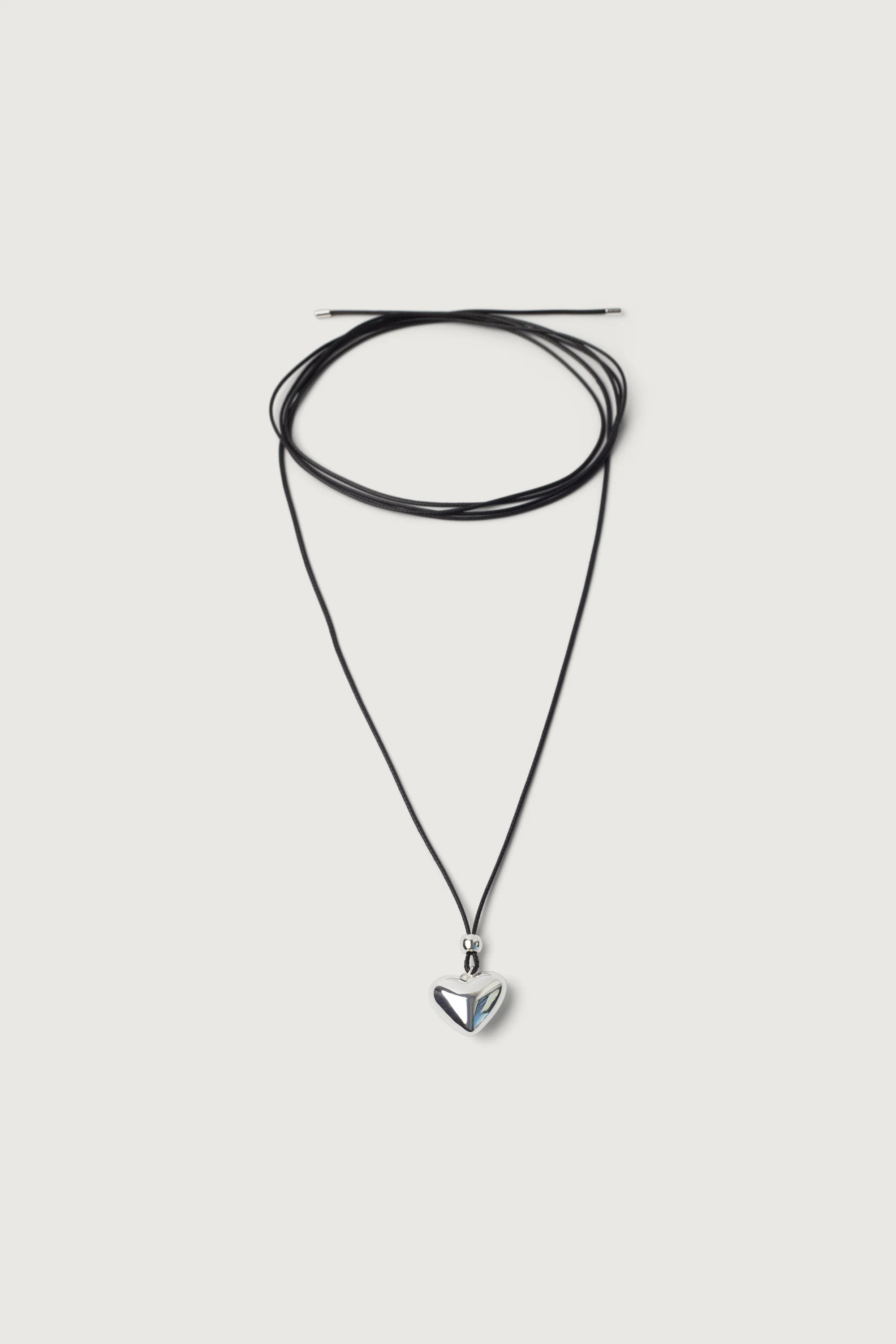 STRING NECKLACE WITH PENDANT - Image 4