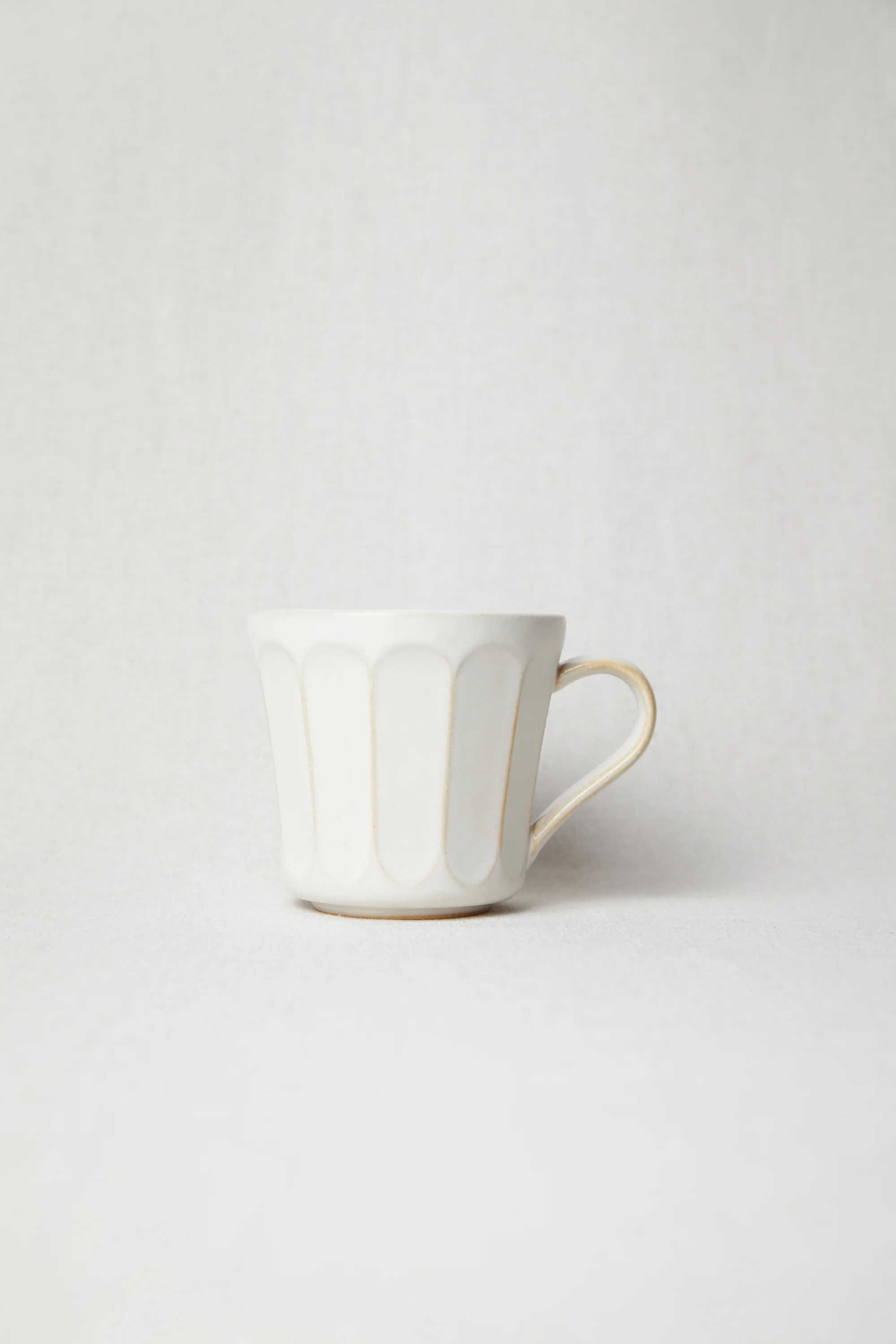SCALLOPED MUG - Image 4