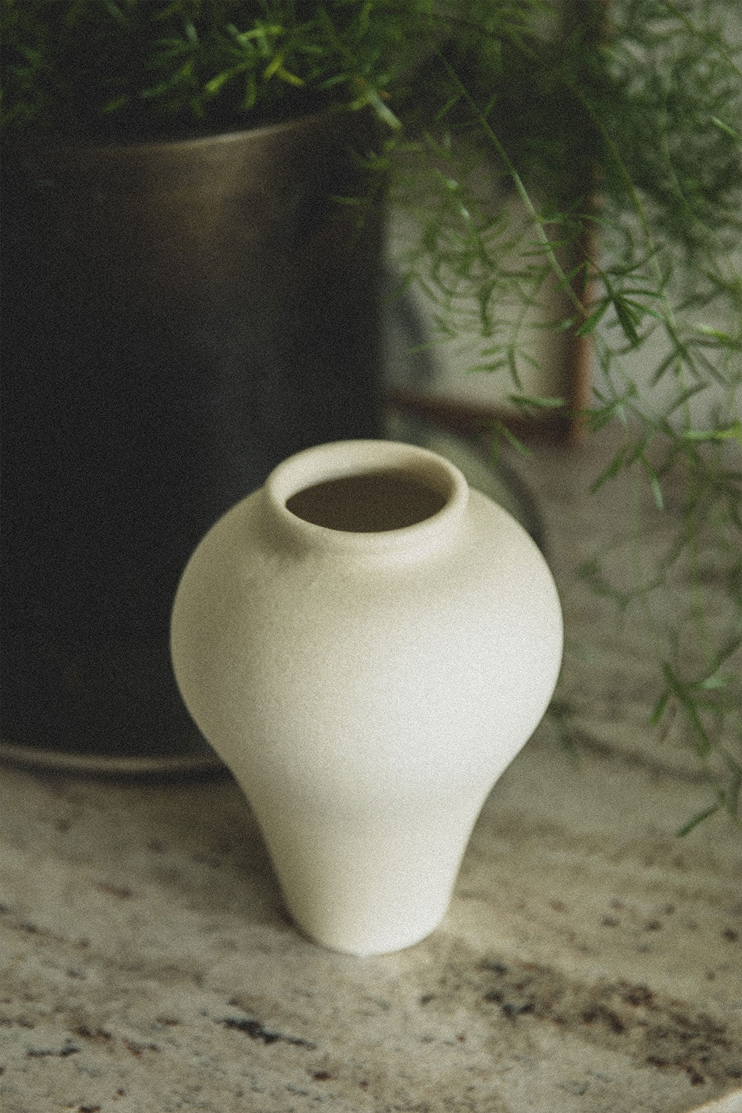 SANDSTONE SMALL VASE - Image 3