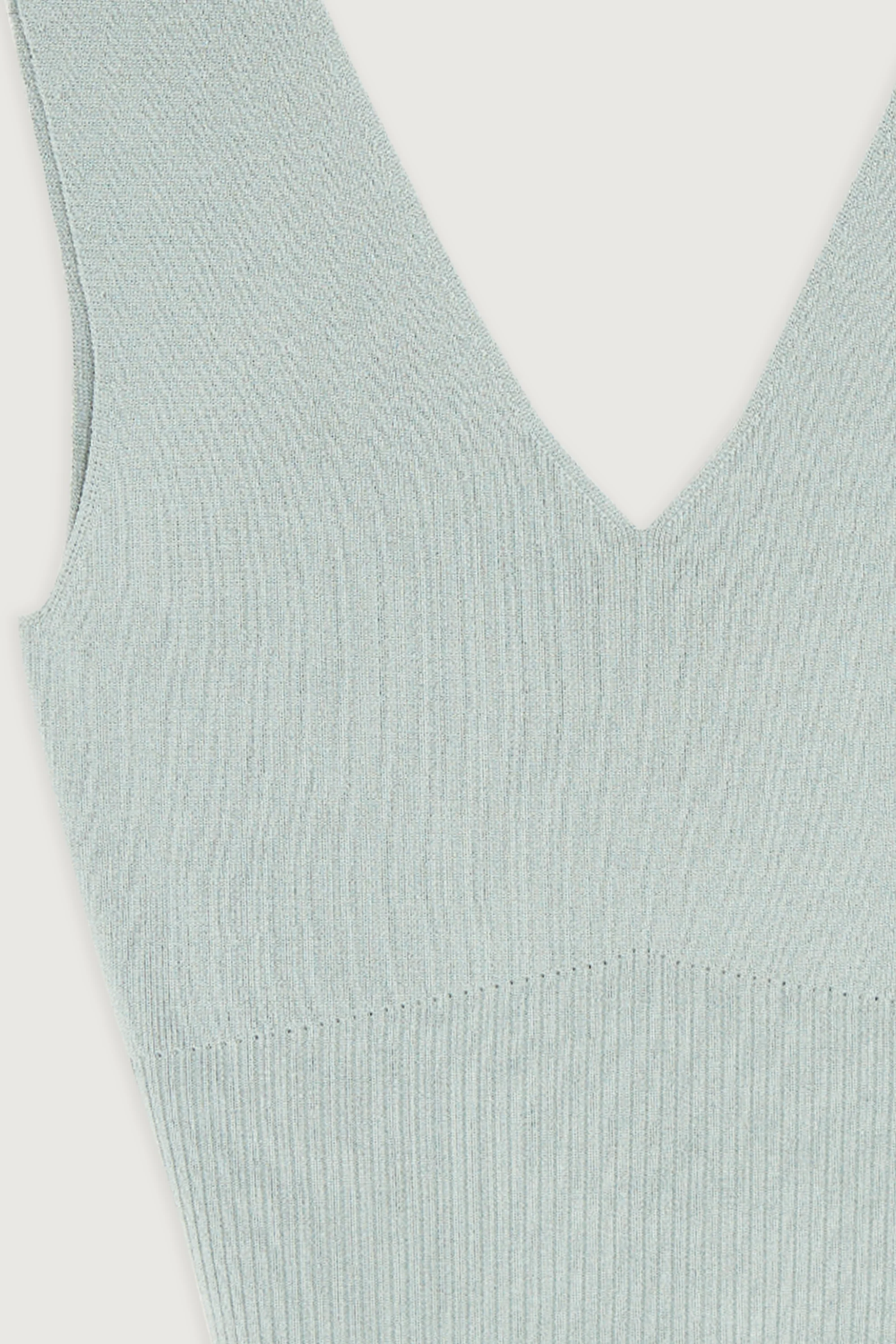 V-NECK SWEATER TANK - Image 10