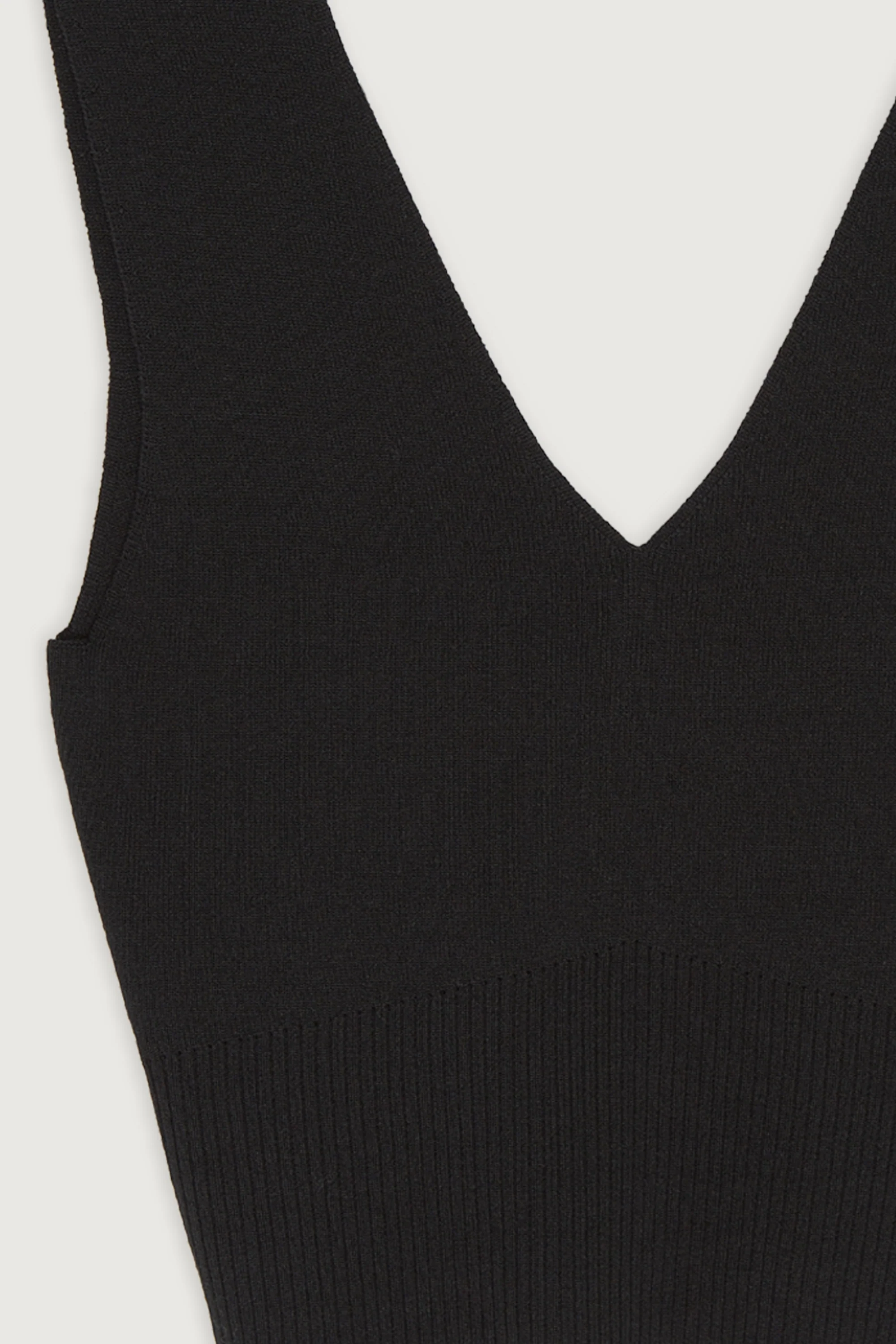 V-NECK SWEATER TANK - Image 12