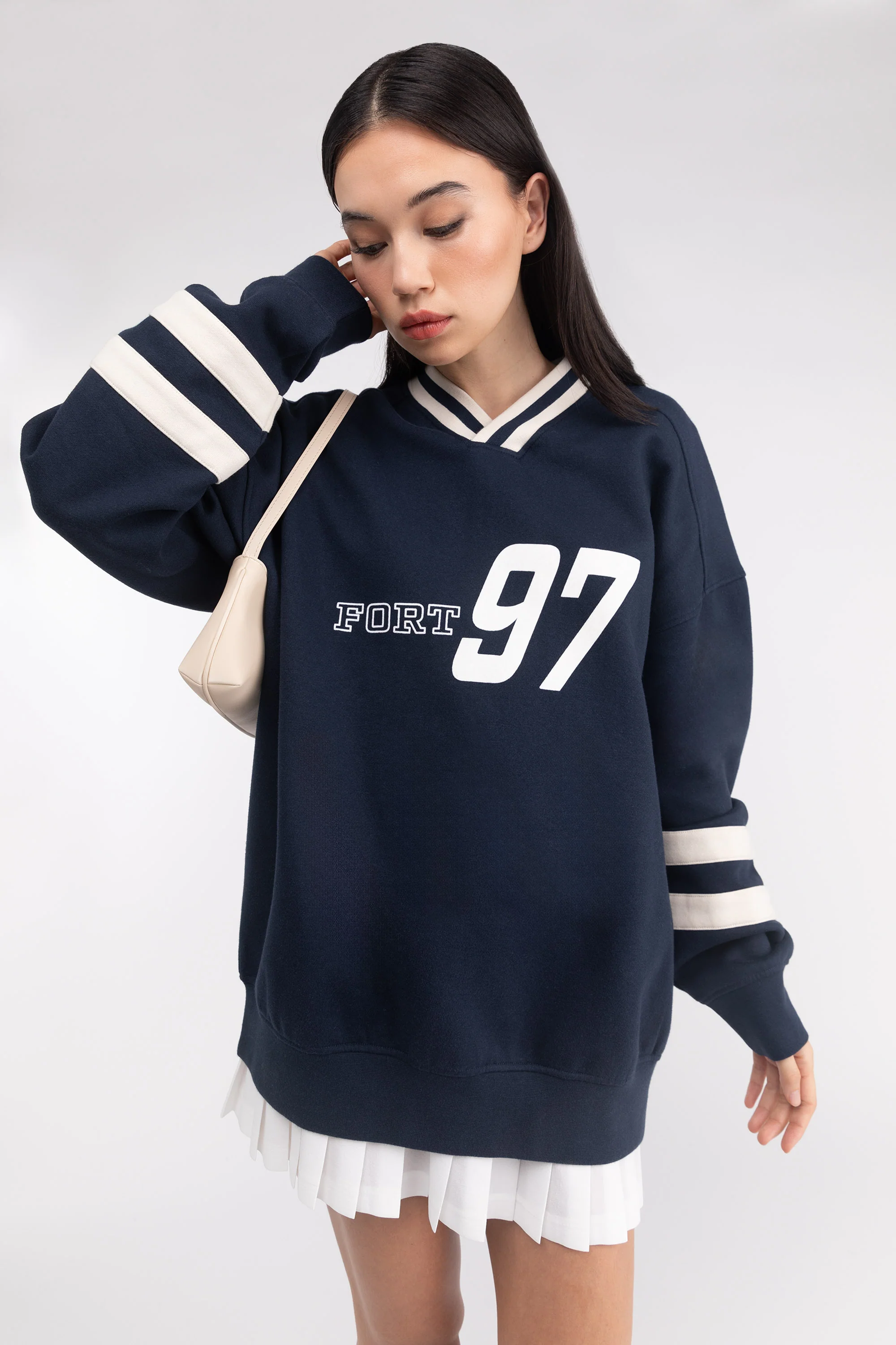 VARSITY GRAPHIC JERSEY SWEATSHIRT - Image 6