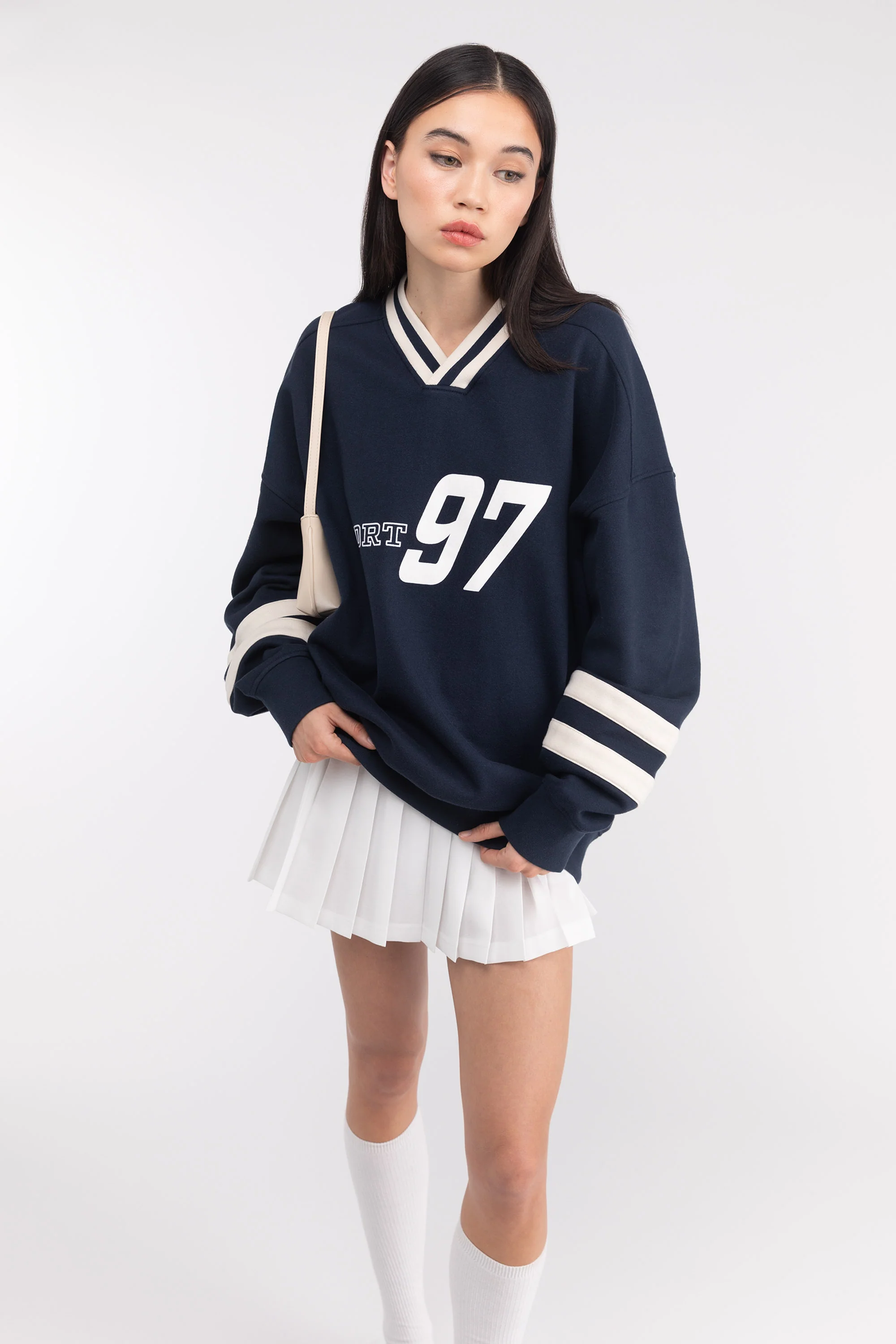 VARSITY GRAPHIC JERSEY SWEATSHIRT - Image 8