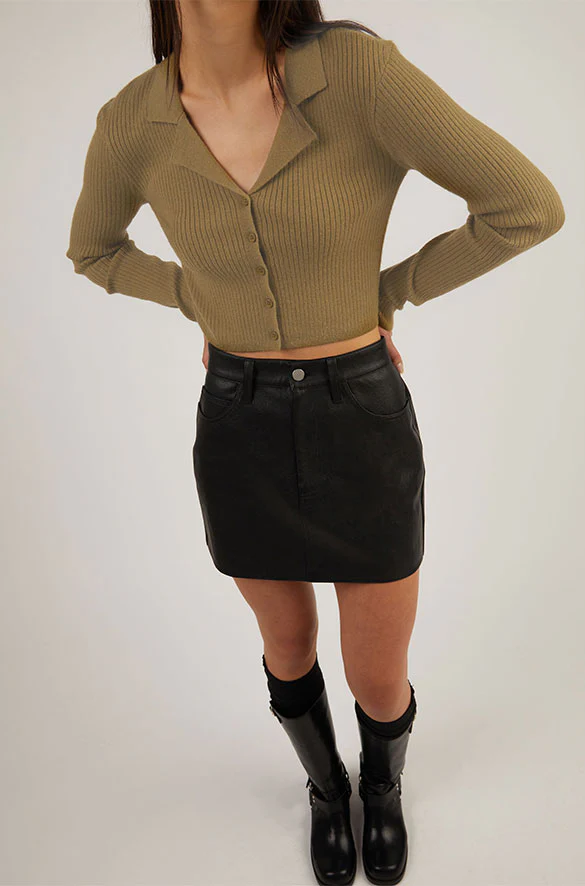 VEGAN LEATHER MINI SKIRT - Image 12